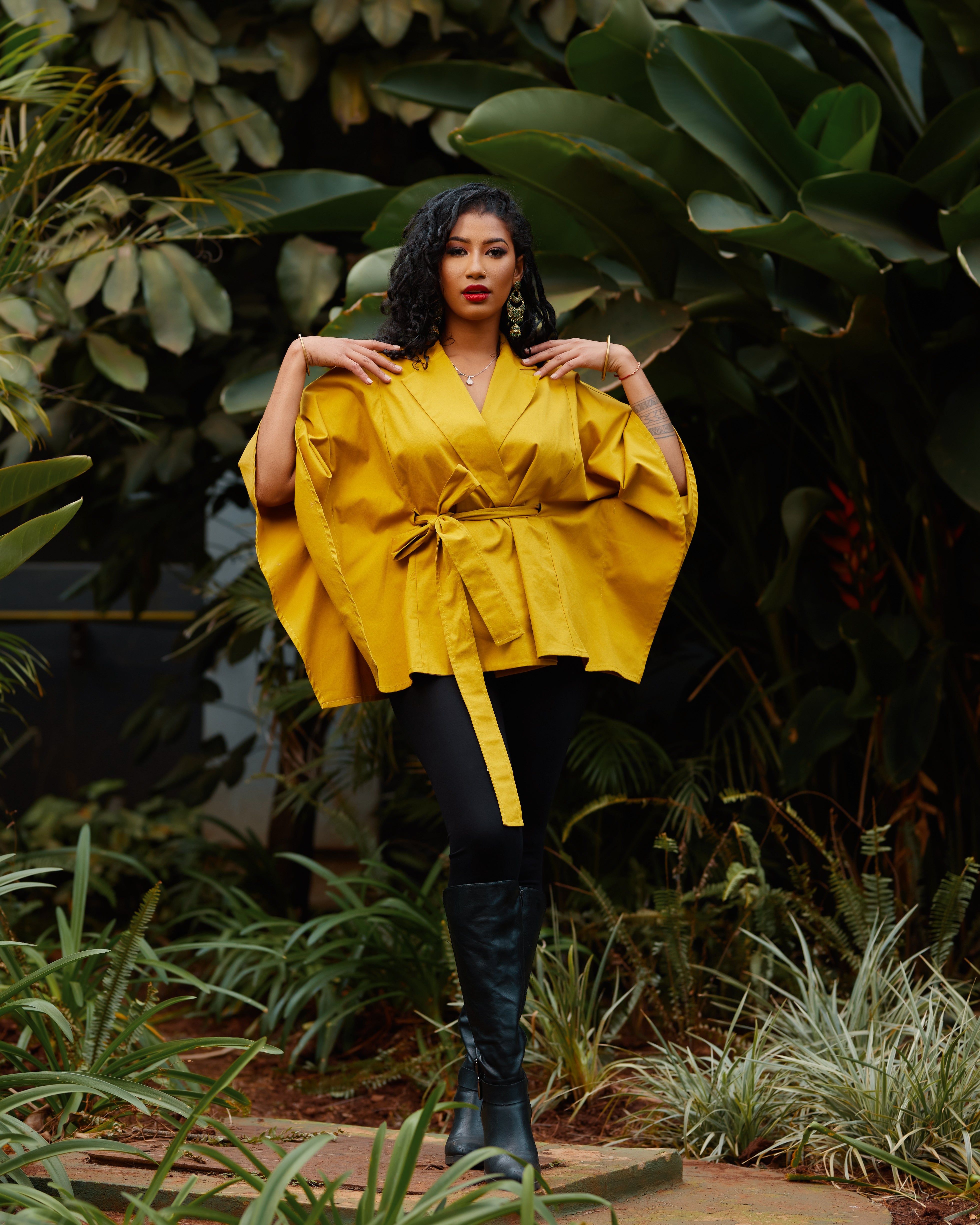 Unleash Your Wild Side with the Safari Hawi Collection: Where Adventure Meets Fashion!
