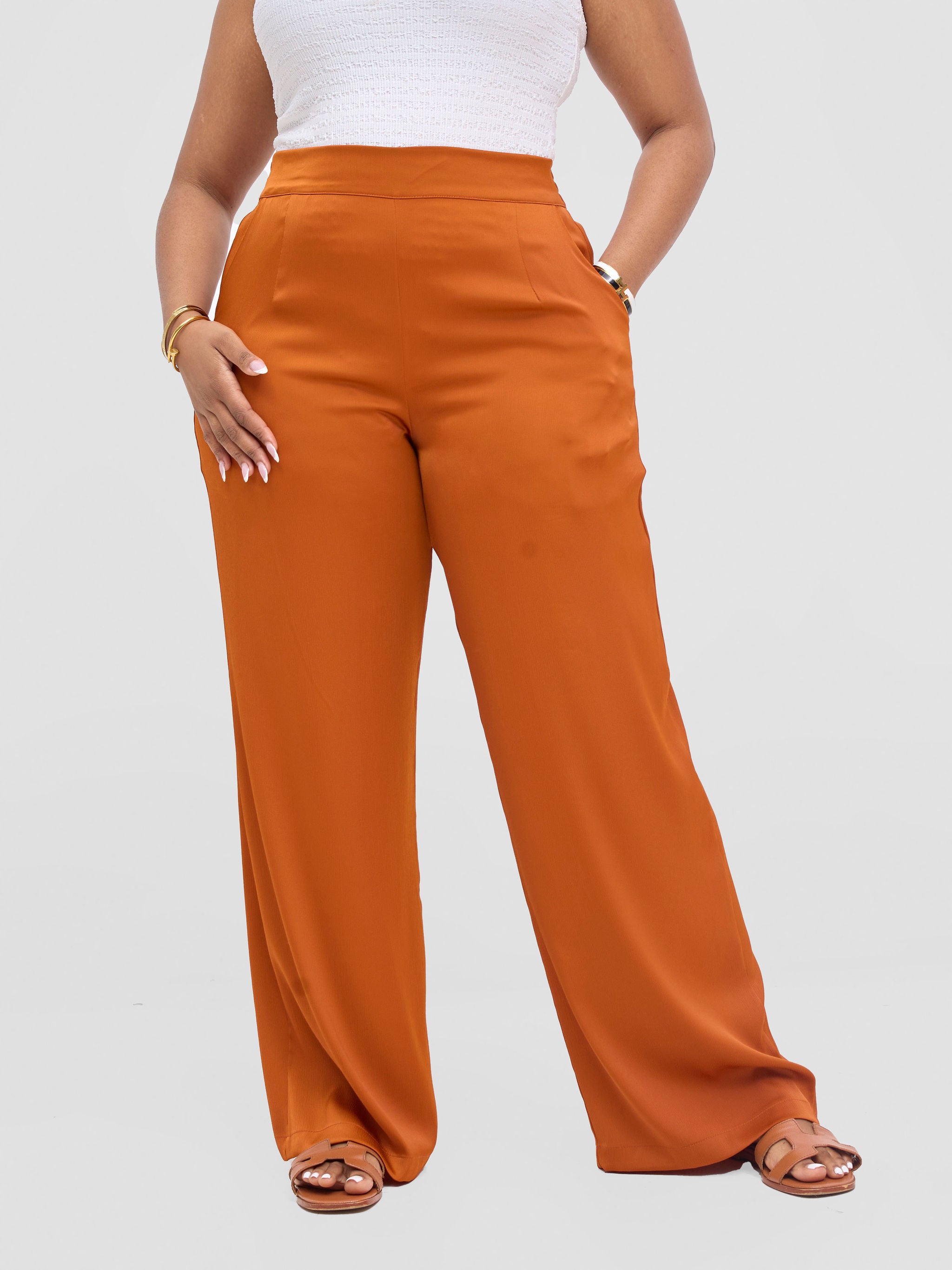 Vivo Tahisa Straight Leg Pants - Rust