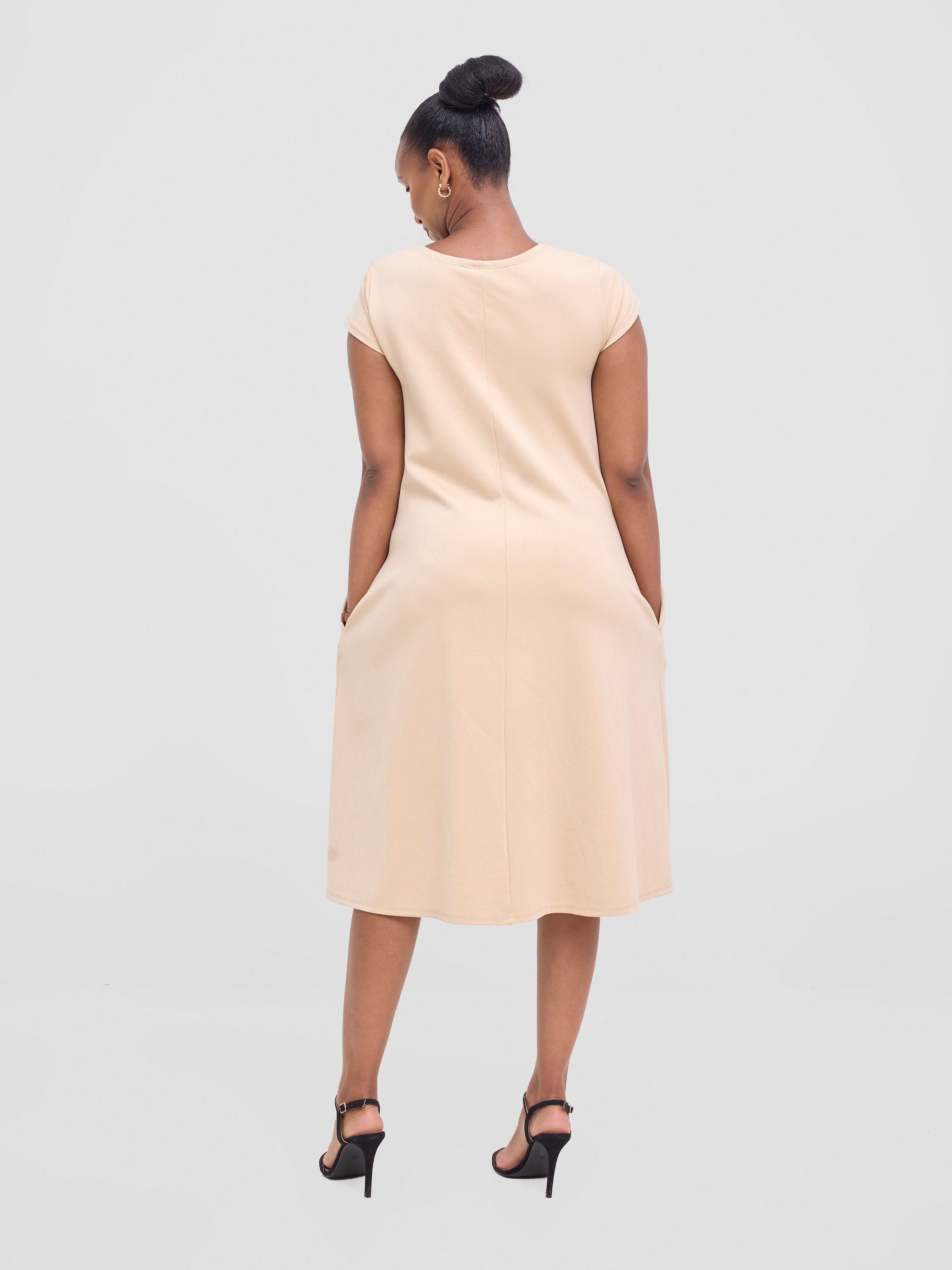 Vivo Basic Kena Tent Knee Length Dress - Taupe