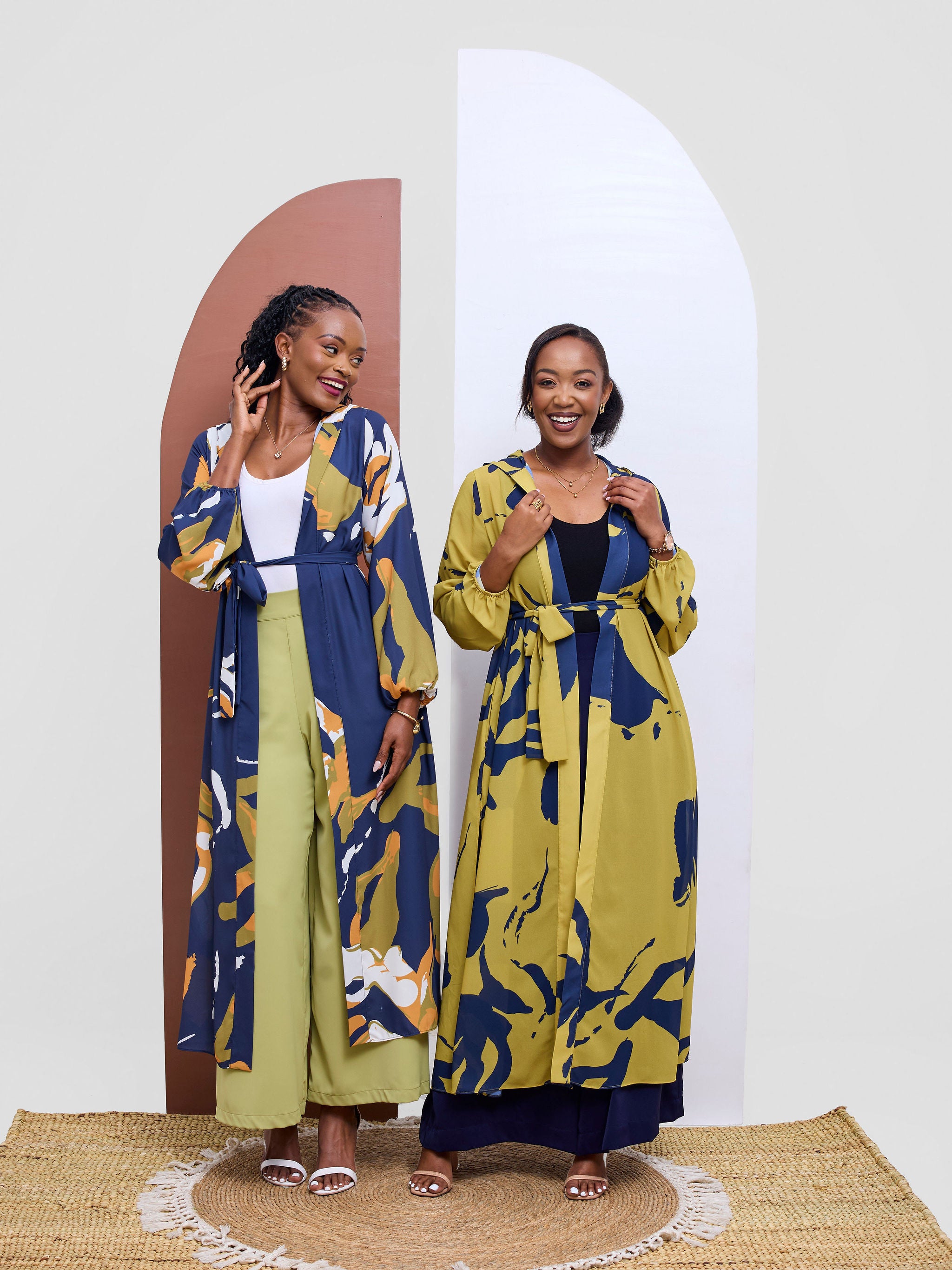 Vivo Kelemi 4.0 Kimono - Navy / Mustard Nashe Print
