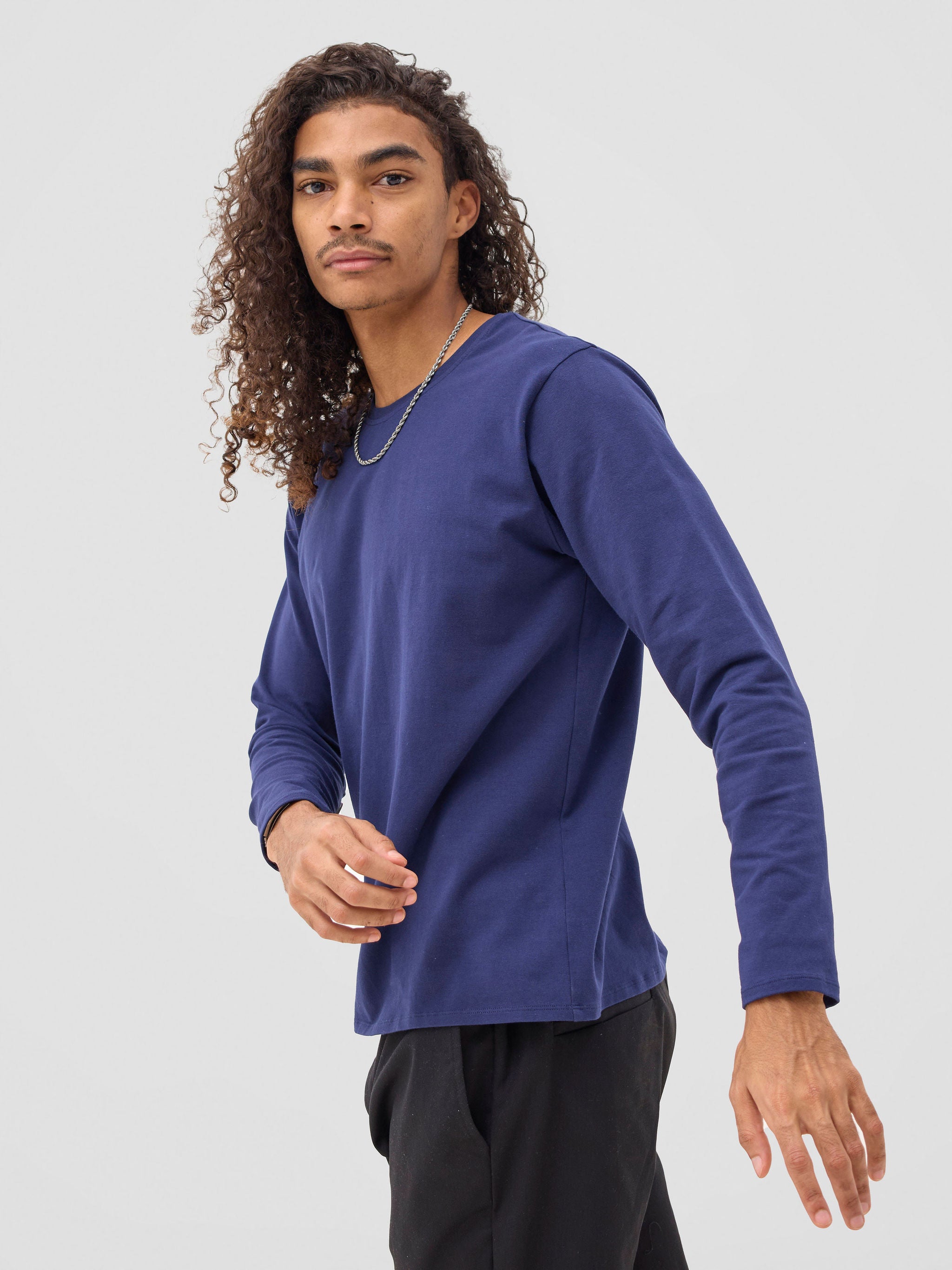 Zoya Yuni Men's Long Sleeve T-shirt - Navy Blue