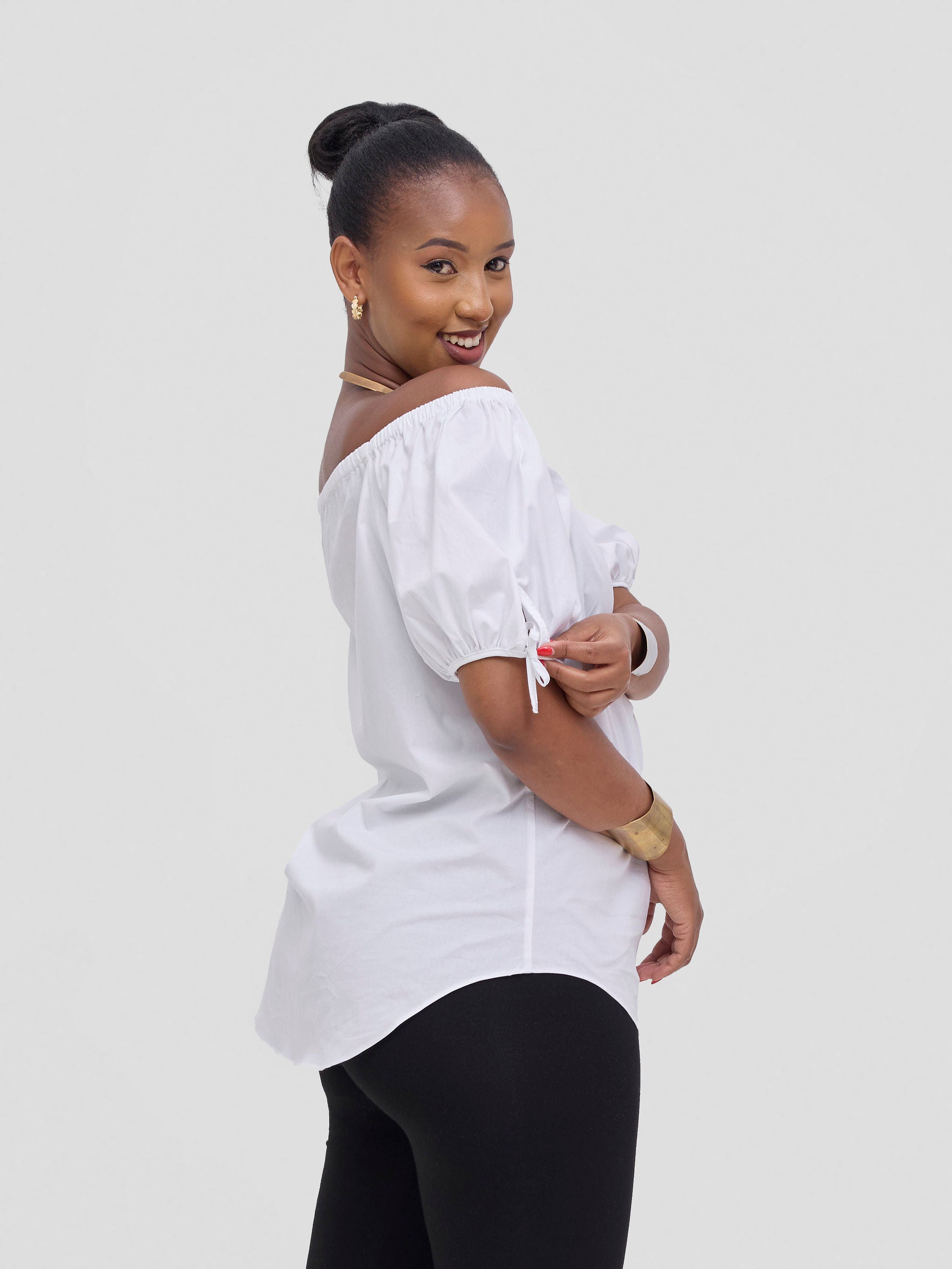 Safari Tawi Off-Shoulder Top - White