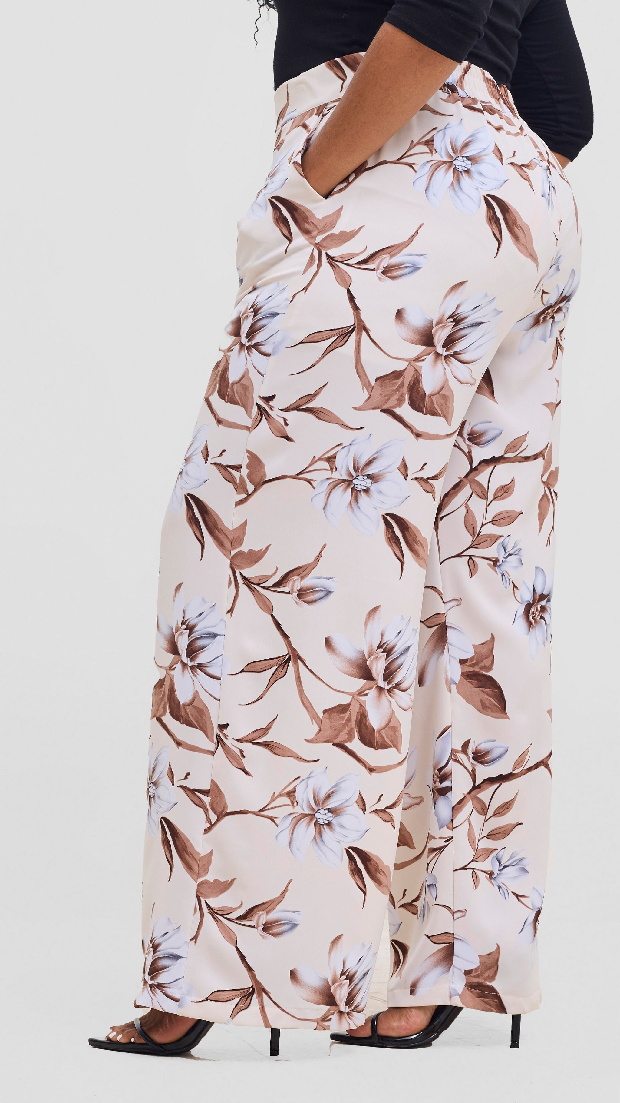 Vivo Maisha Top & Pant Set - Cream / Brown Print