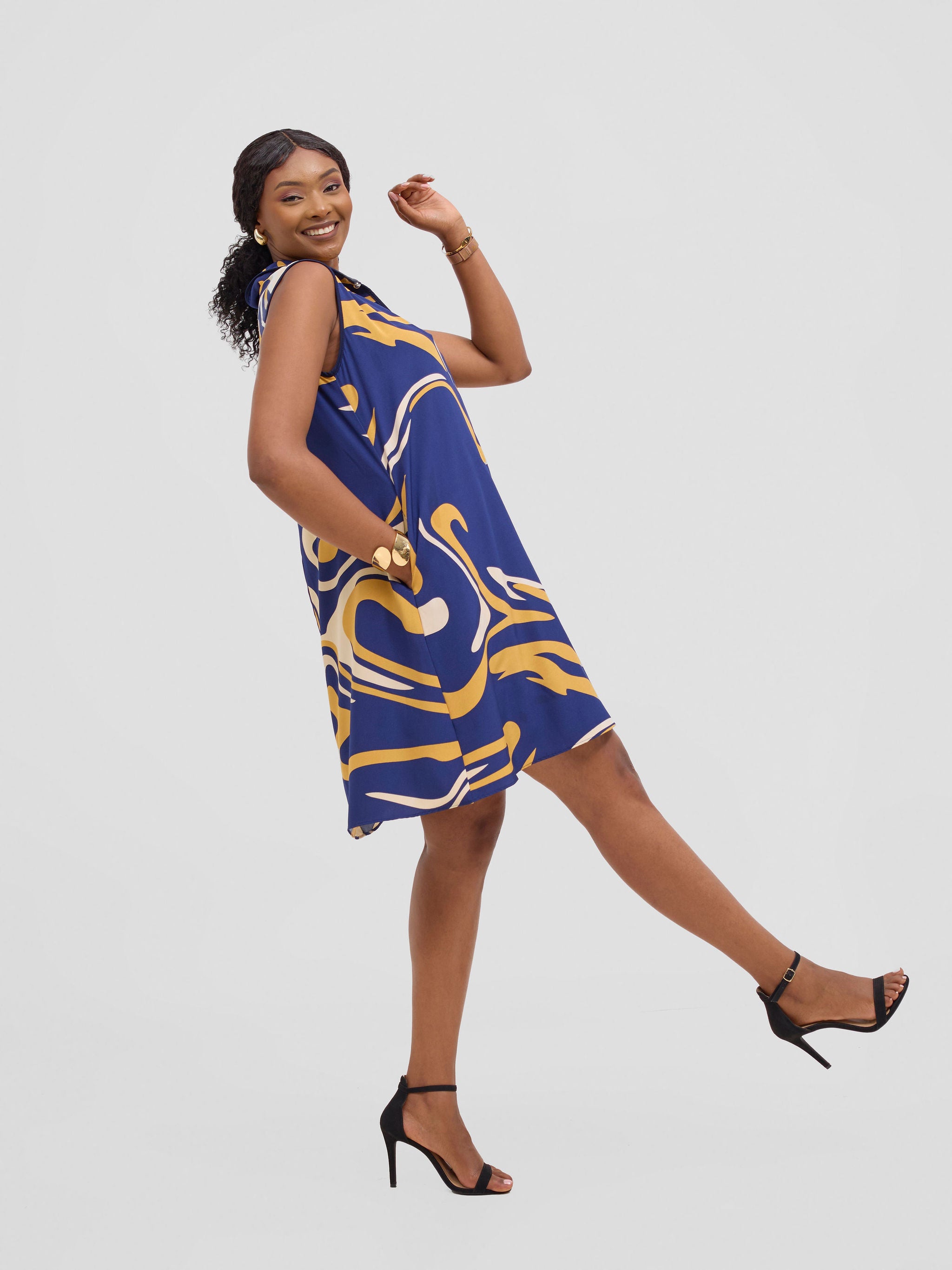 Vivo Asha Sleeveless Knee Length Dress - Cream / Navy Print