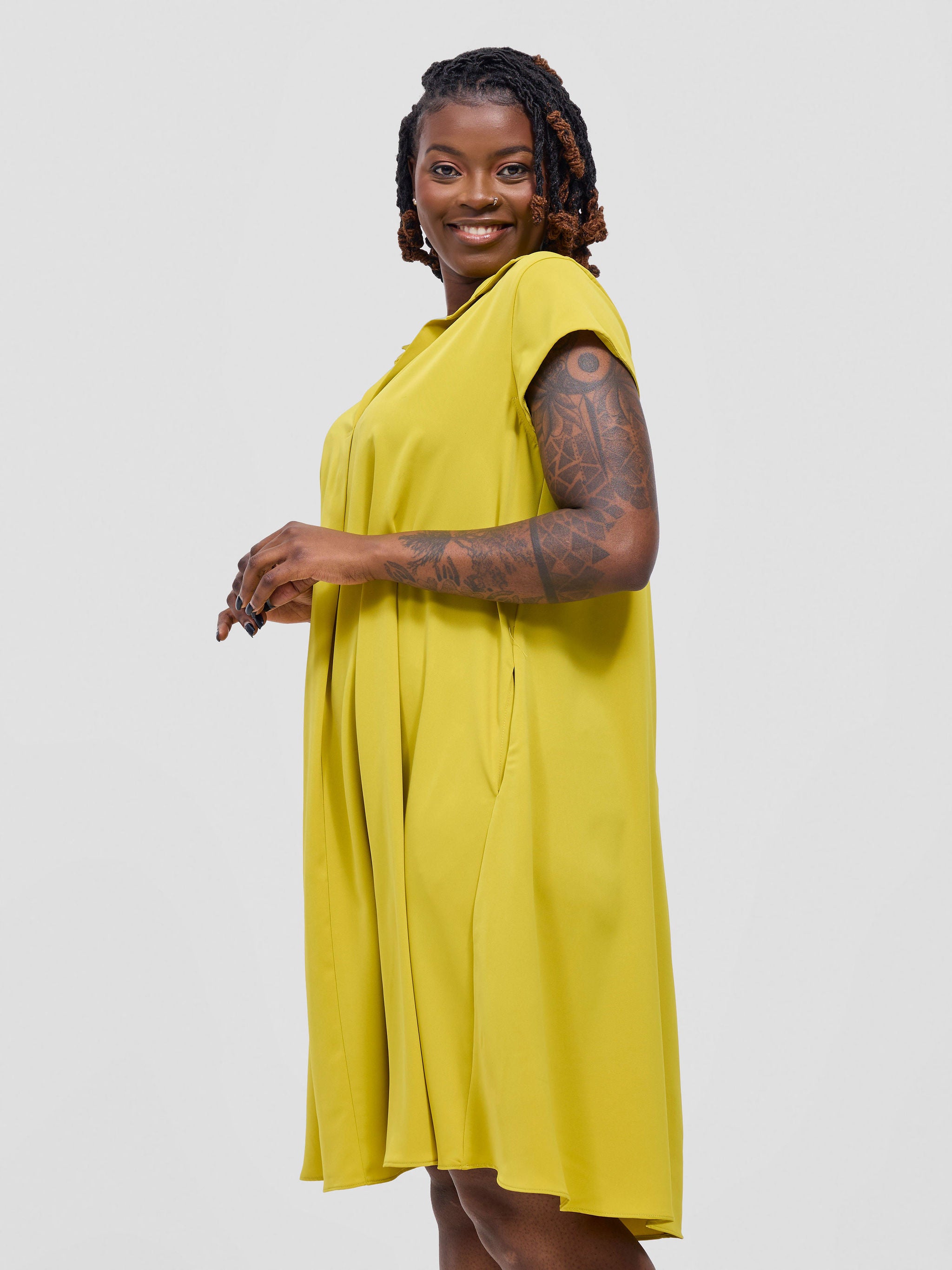 Vivo Yumi Cap Sleeve Dress - Mustard Yellow