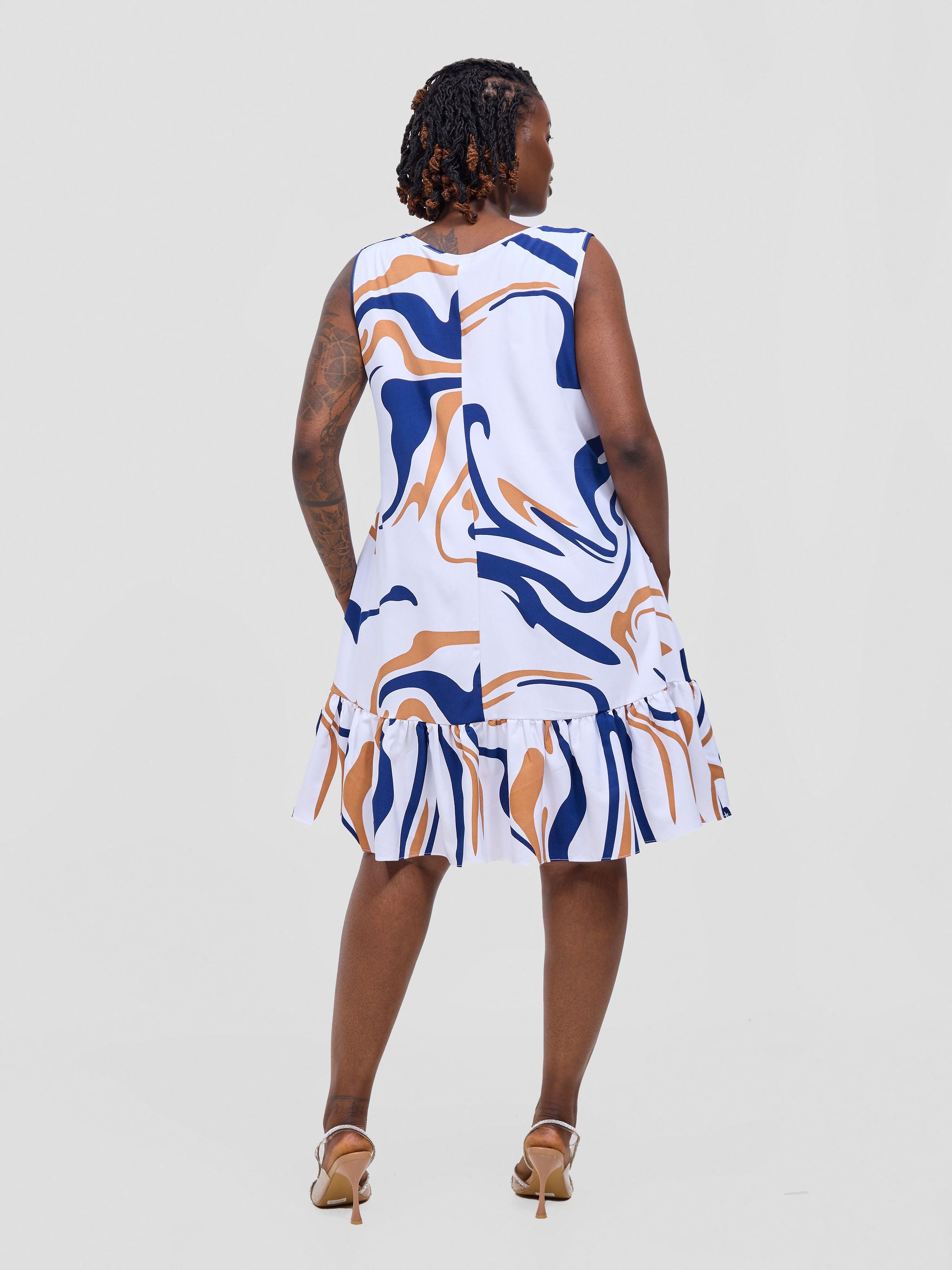 Vivo Dalia Sleeveless Gathered Tent Dress - White / Navy Print