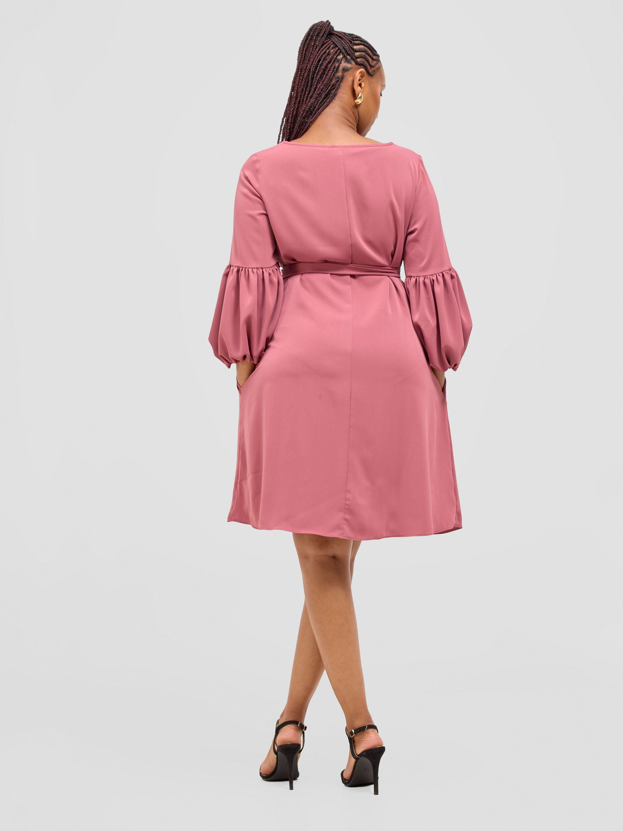 Vivo Zena Bishop Panel Long Sleeve Round Neck Dress - Dusty Pink