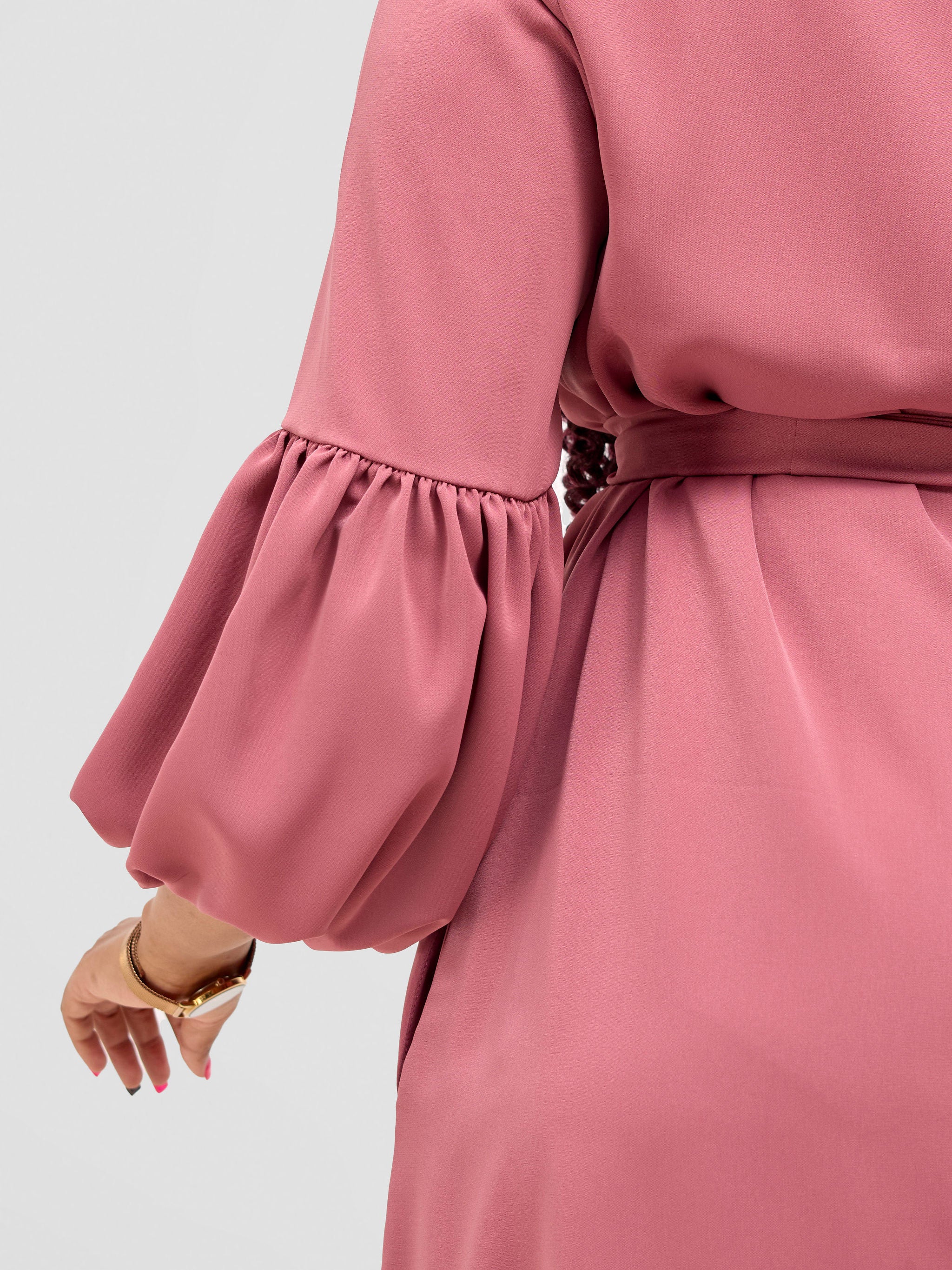 Vivo Zena Bishop Panel Long Sleeve Round Neck Dress - Dusty Pink