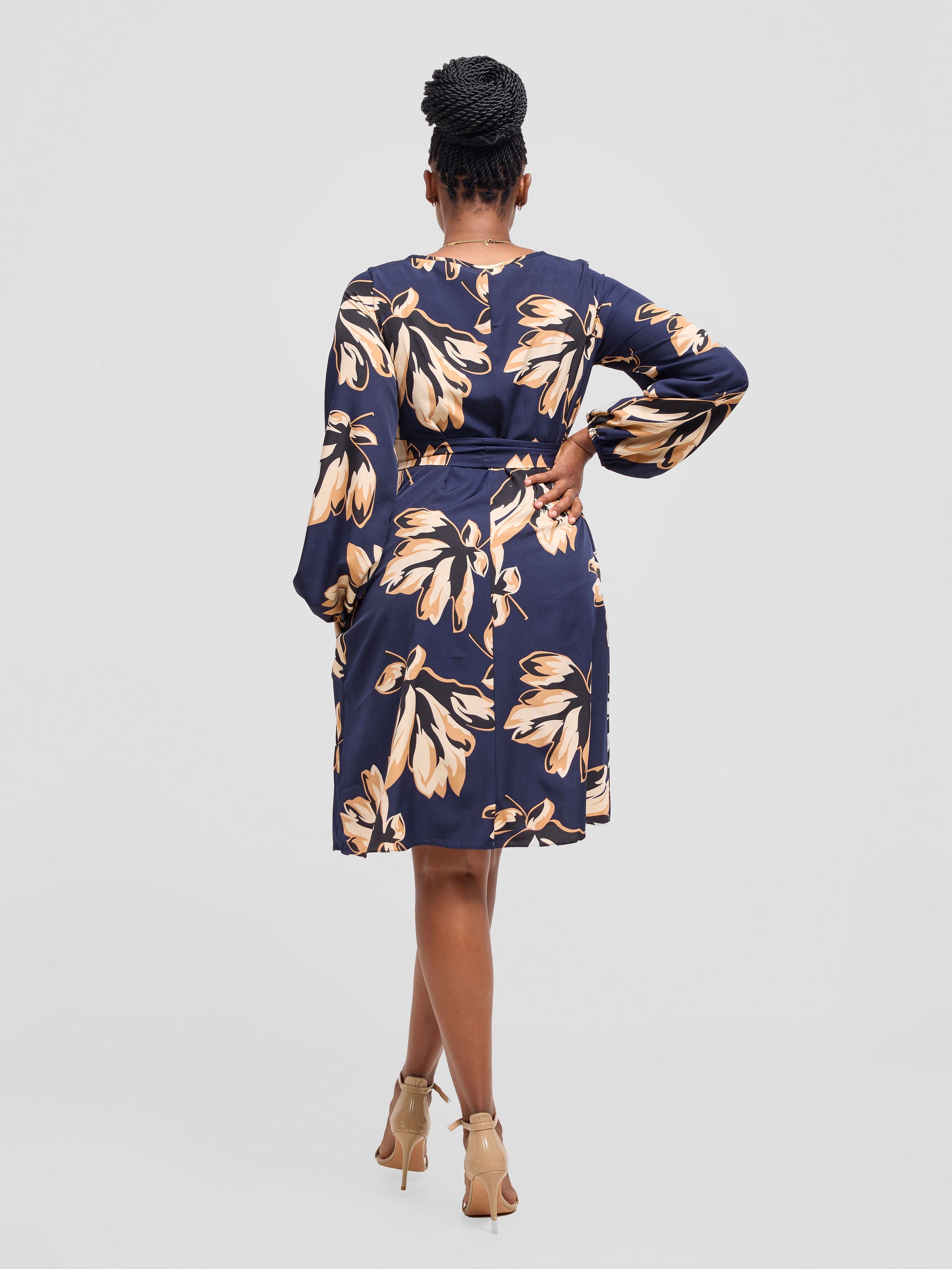 Vivo Basic Ayo Bishop Sleeve Dress - Black / Brown Print