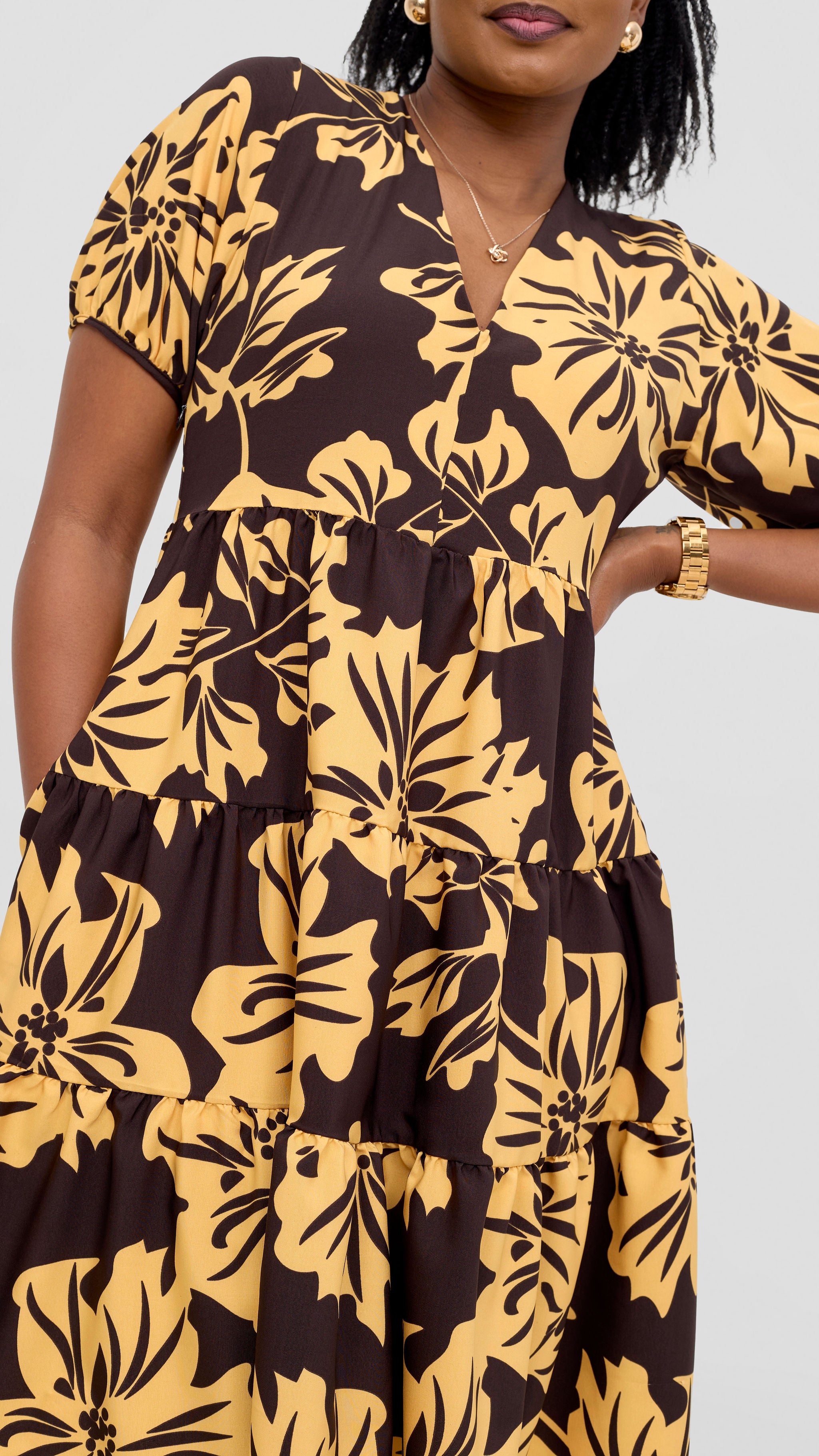 Vivo Wingu Three Tiered Knee Length Dress - Brown / Cream Print