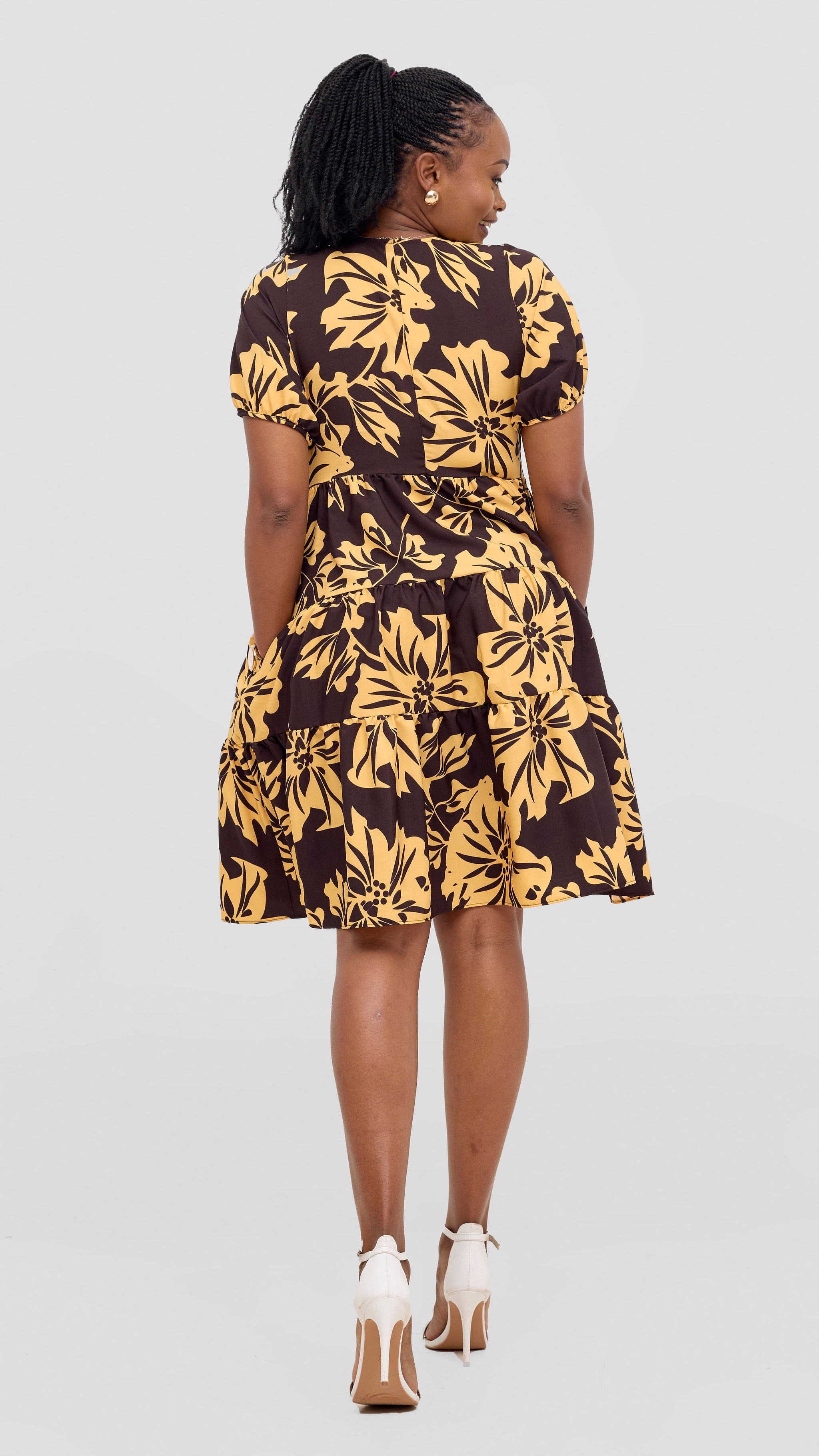 Vivo Wingu Three Tiered Knee Length Dress - Brown / Cream Print