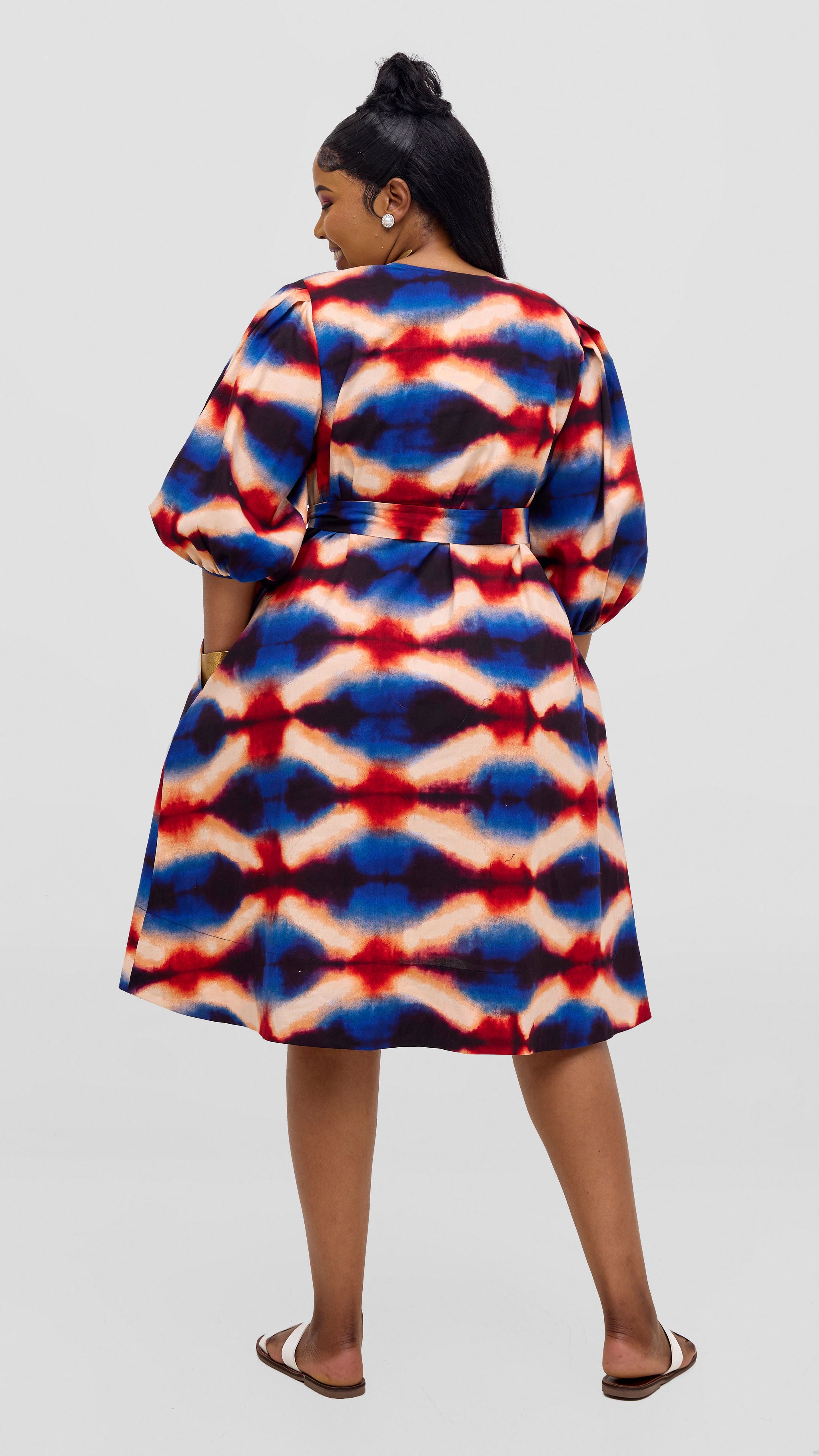 Safari Tara Bishop Sleeve Dress - Peach / Blue Sara Print