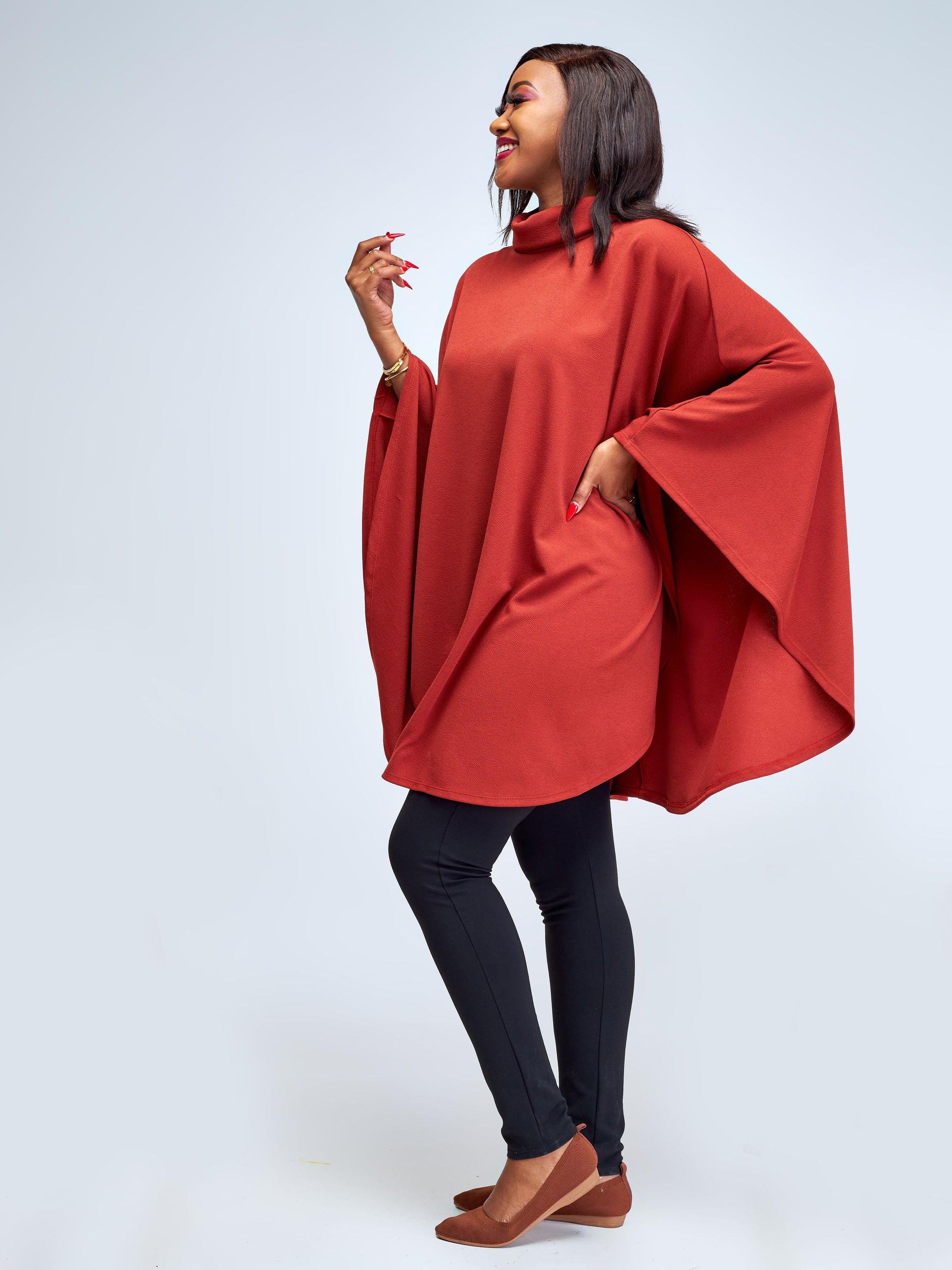 Vivo Amali Turtleneck Cape - Rust