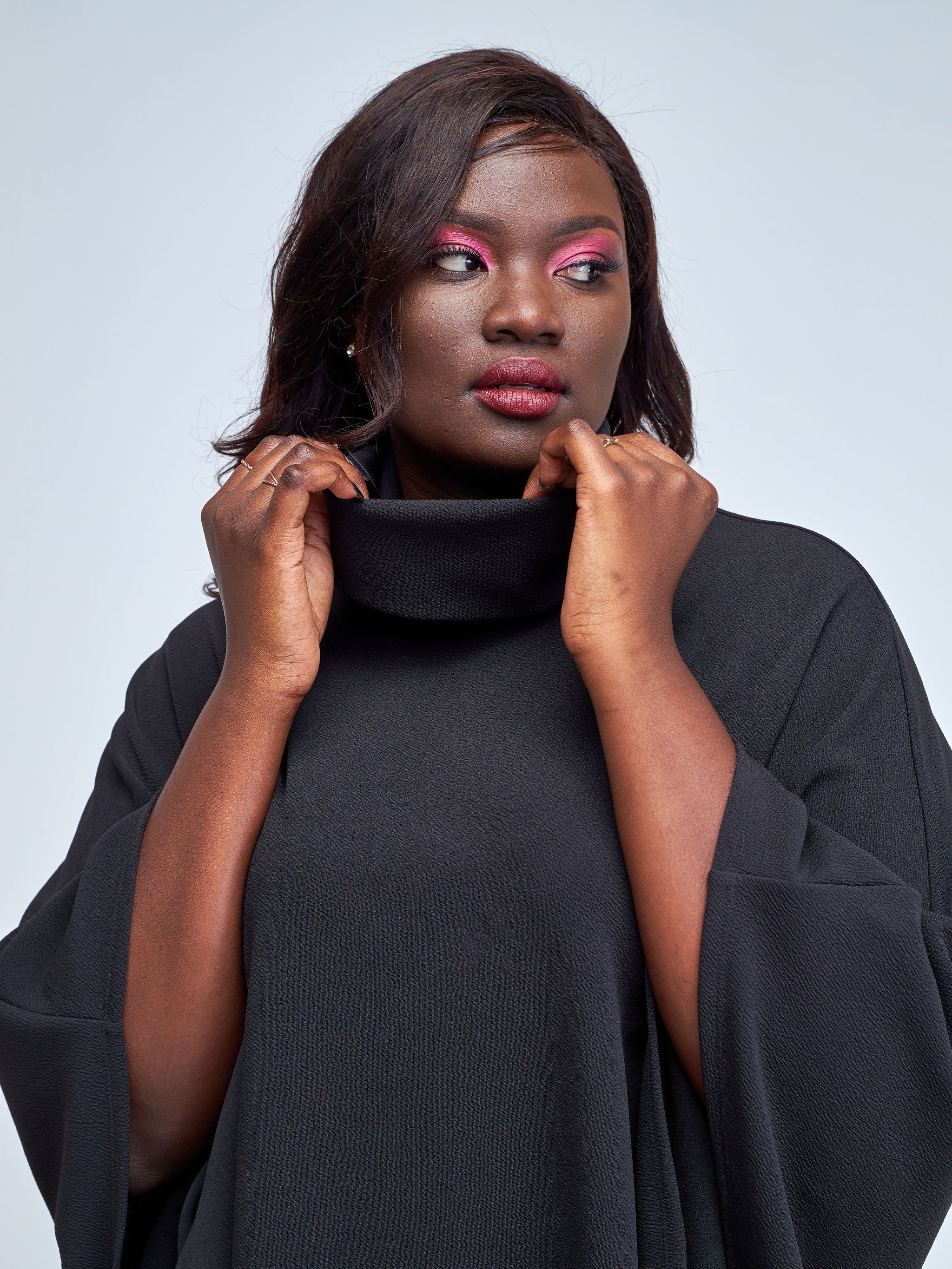 Vivo Amali Turtleneck Cape - Black