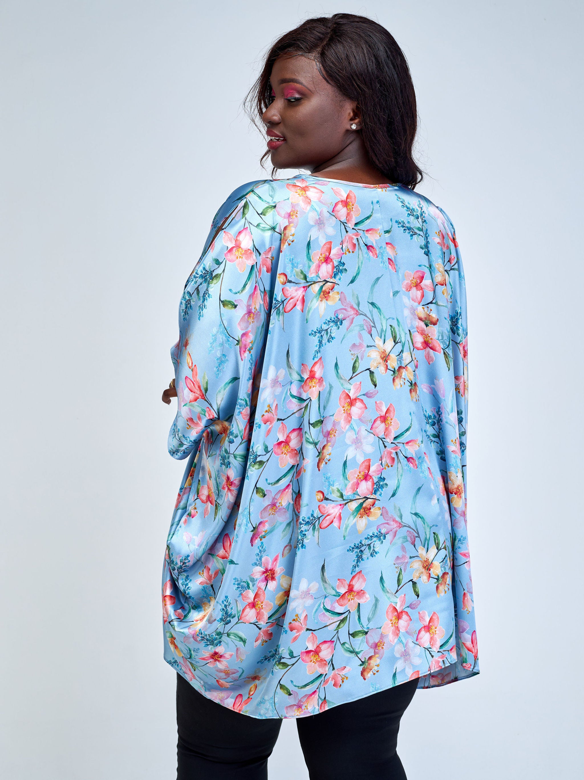 Vivo Lani Wide Short Top - Blue / Pink Floral Print