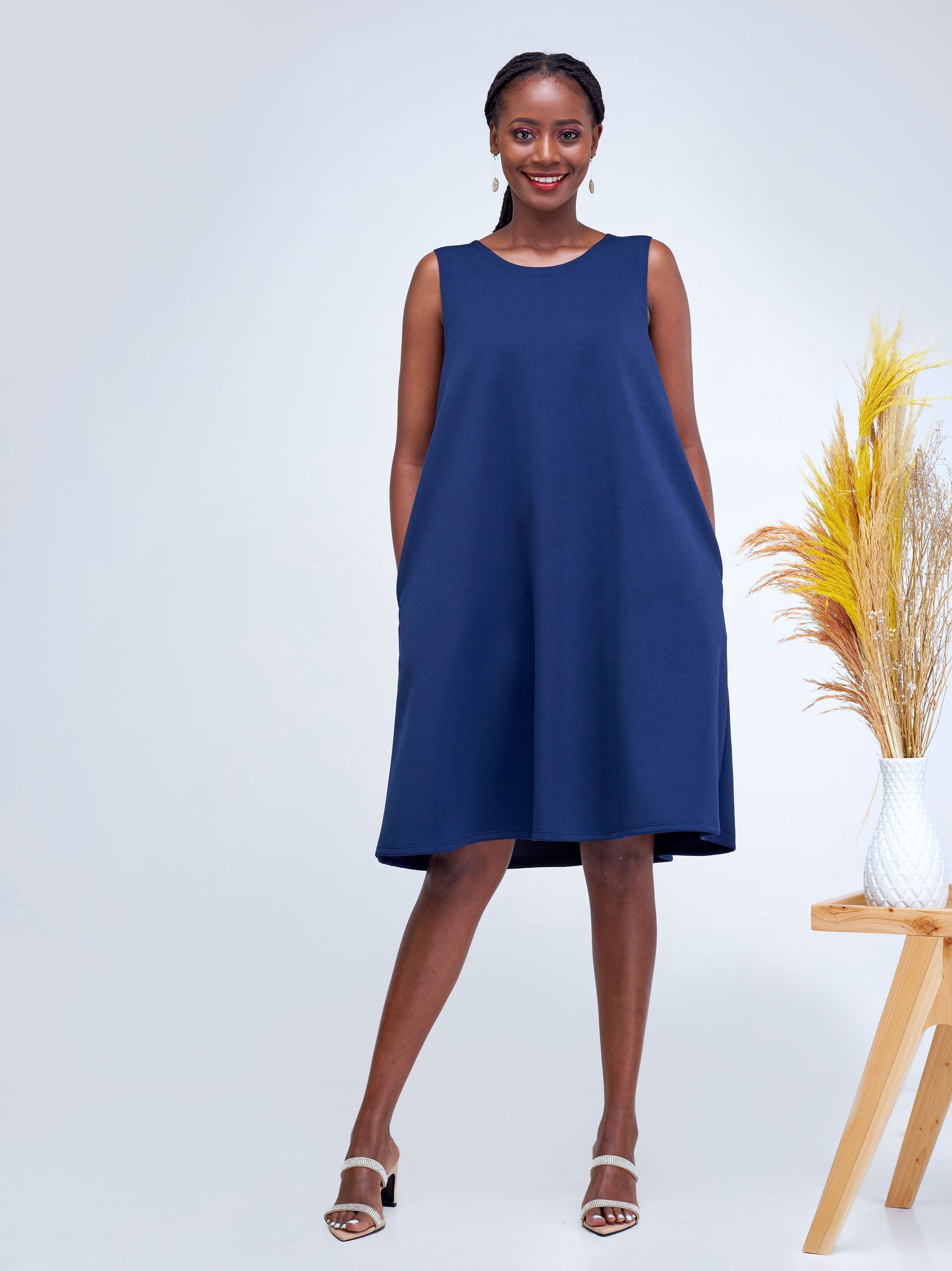 Vivo Hema Sleeveless Tent Dress - Navy Blue