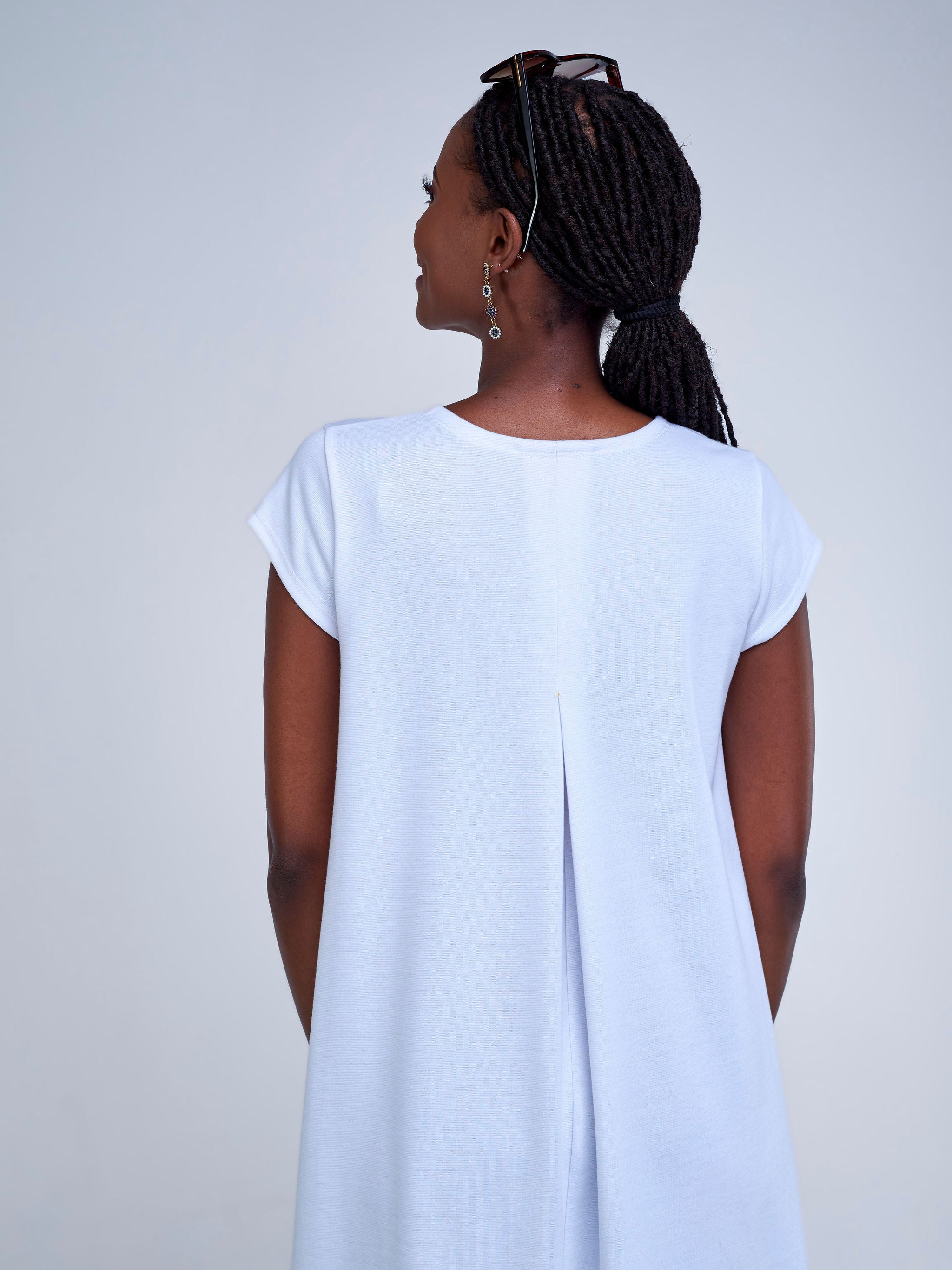 Vivo Basic Back Pleat High Low Dress - White