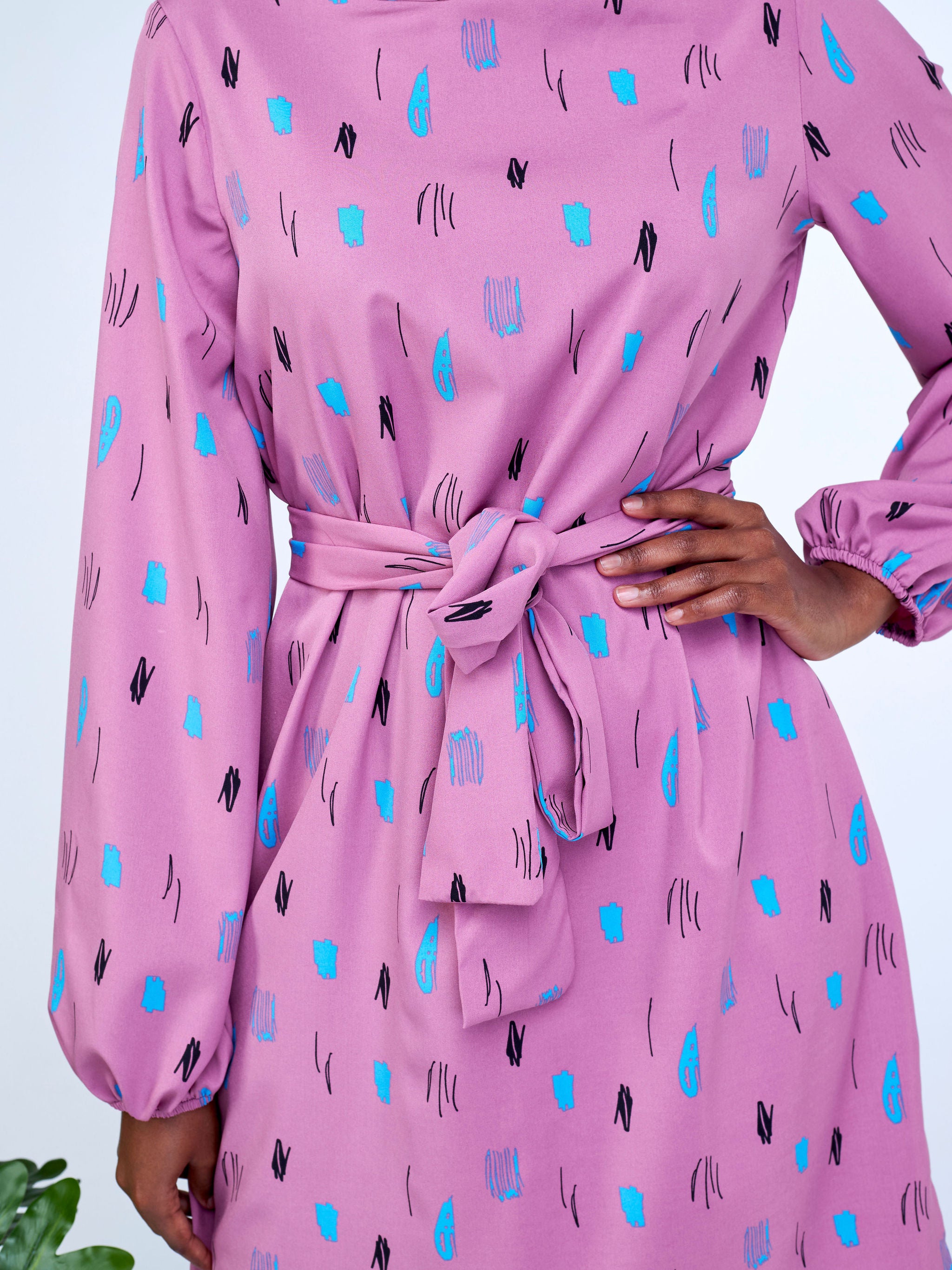 Vivo Zawadi Shift Dress - Pink / Blue Abstract Print