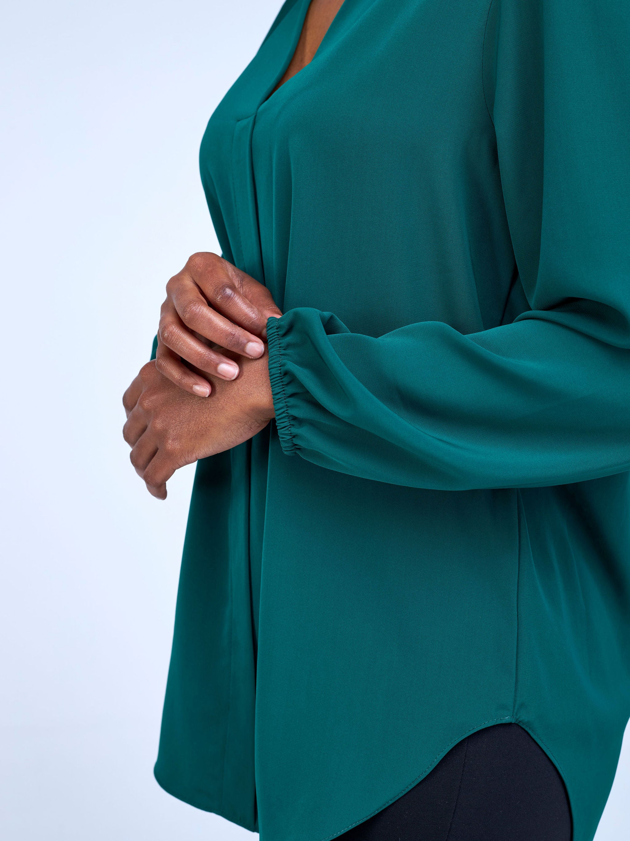 Vivo Dua Long Bishop Sleeve Top - Dark Green