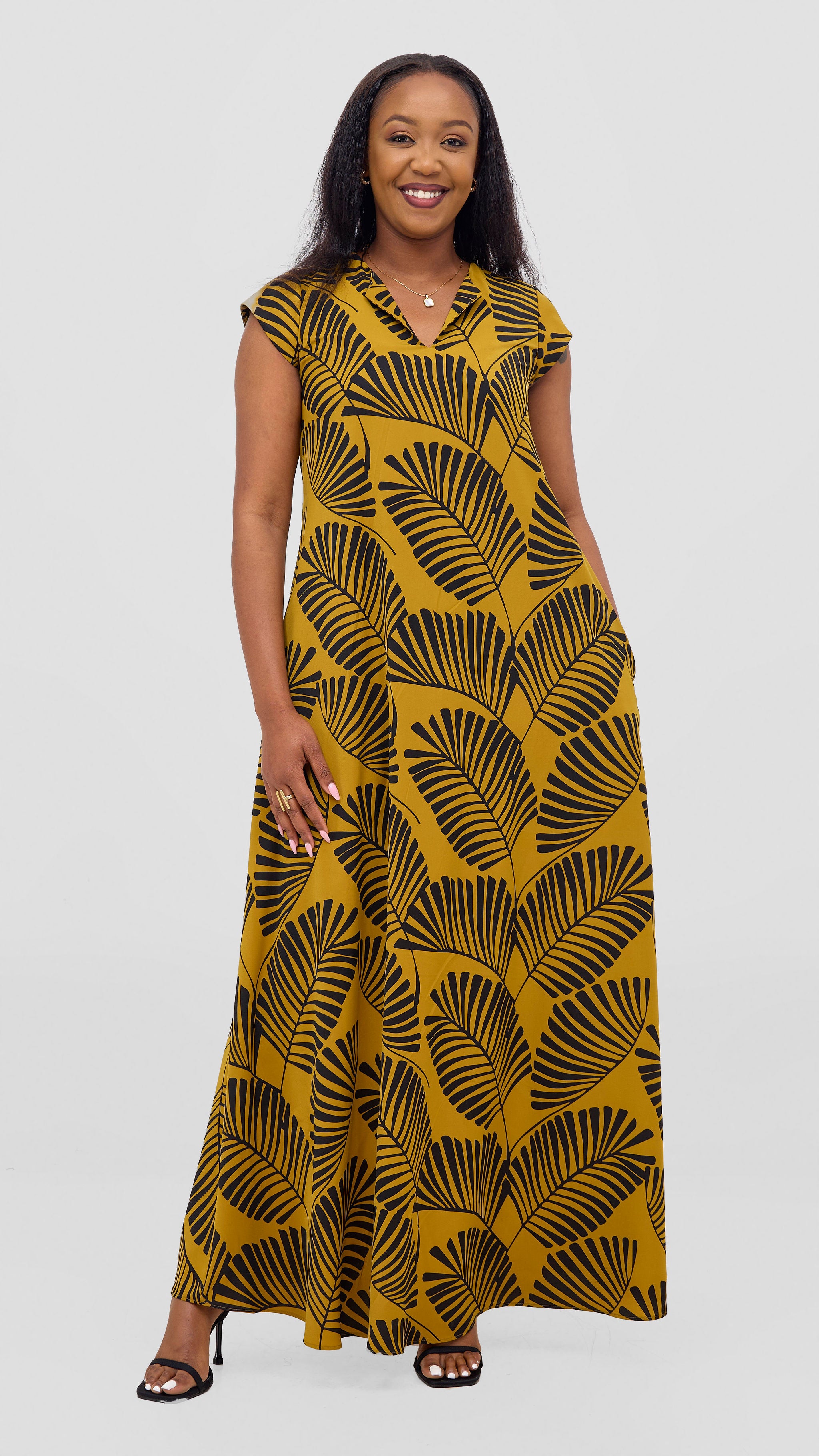 Vivo Zola V Neck Cap Sleeve Maxi Dress - Mustard / Black Emin Print