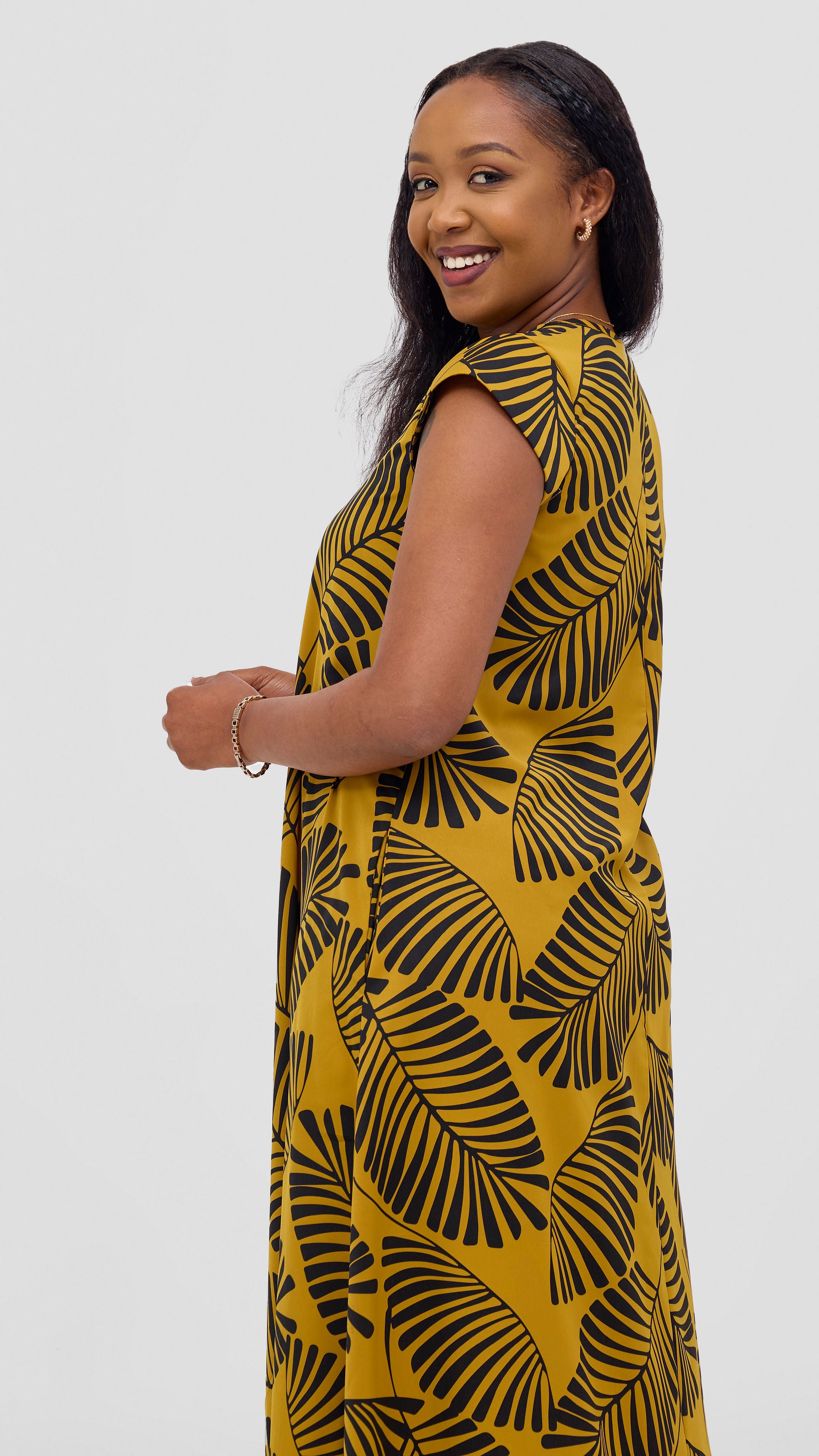 Vivo Zola V Neck Cap Sleeve Maxi Dress - Mustard / Black Emin Print