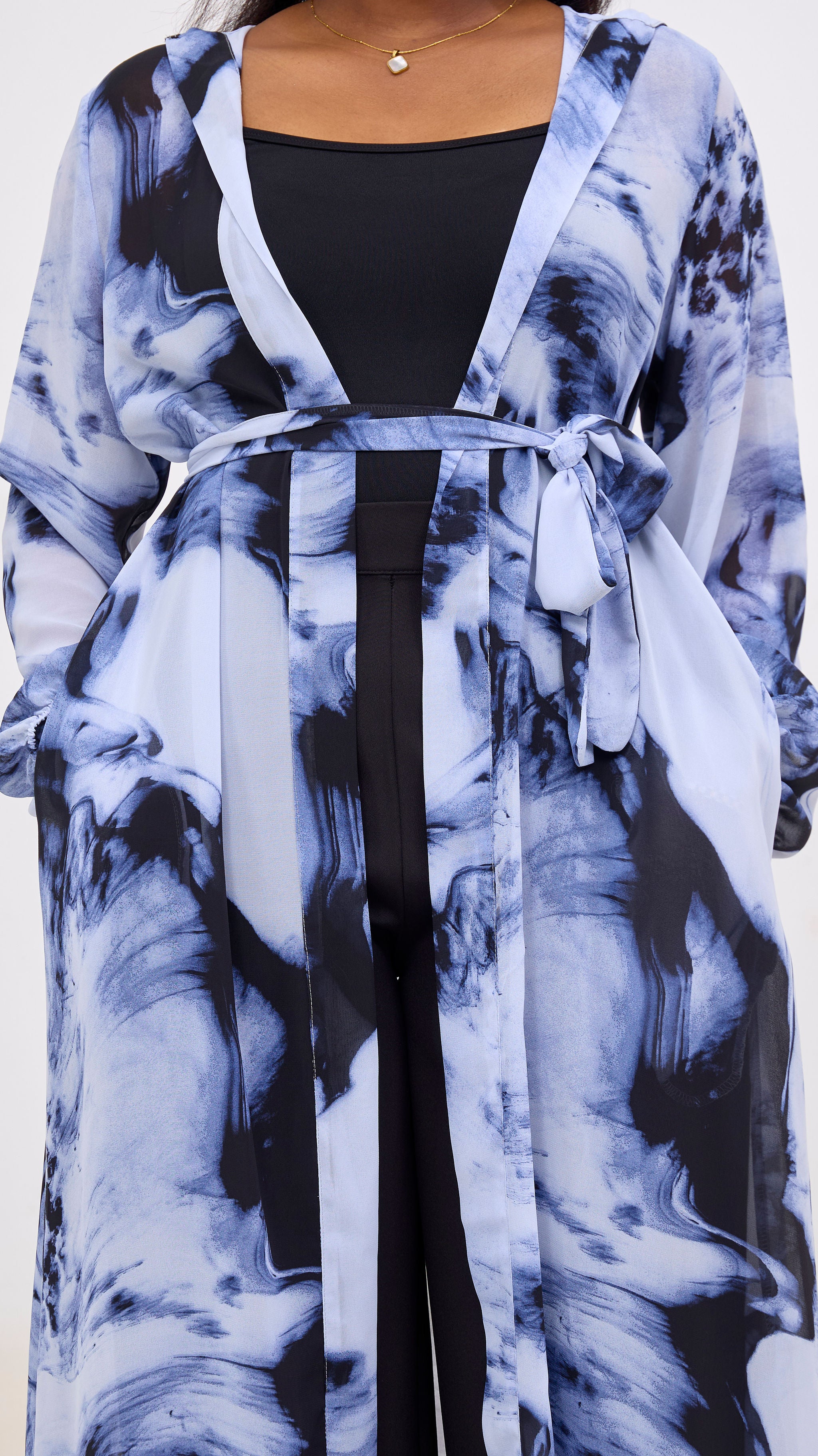 Vivo Basic Hooded Kimono - Black / Blue Print
