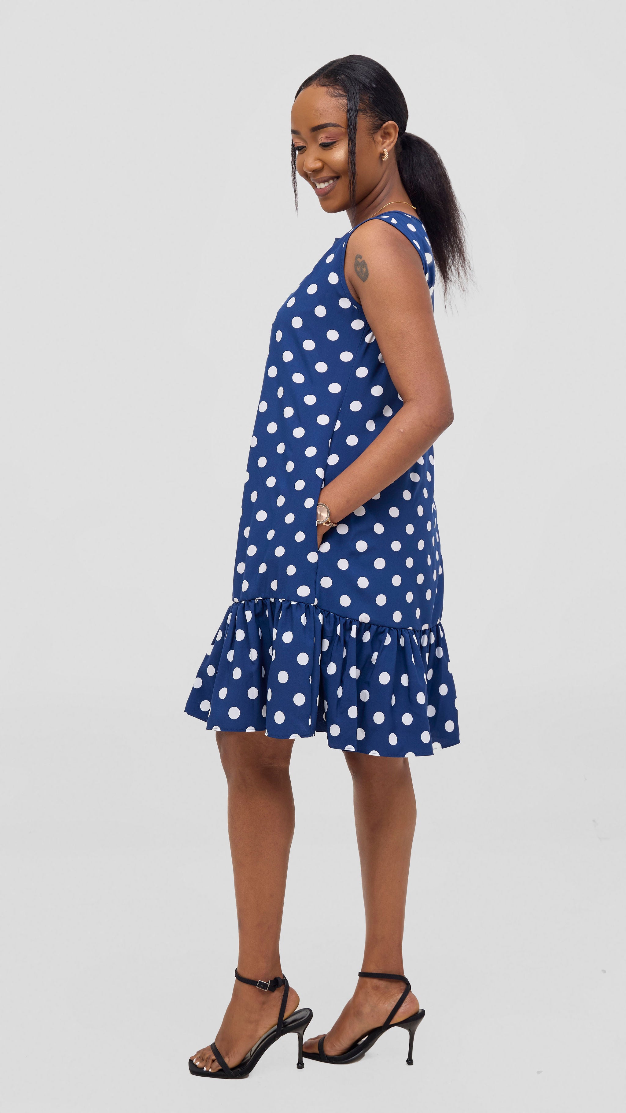 Vivo Dalia Sleeveless Gathered Tent Dress - Navy / White Print