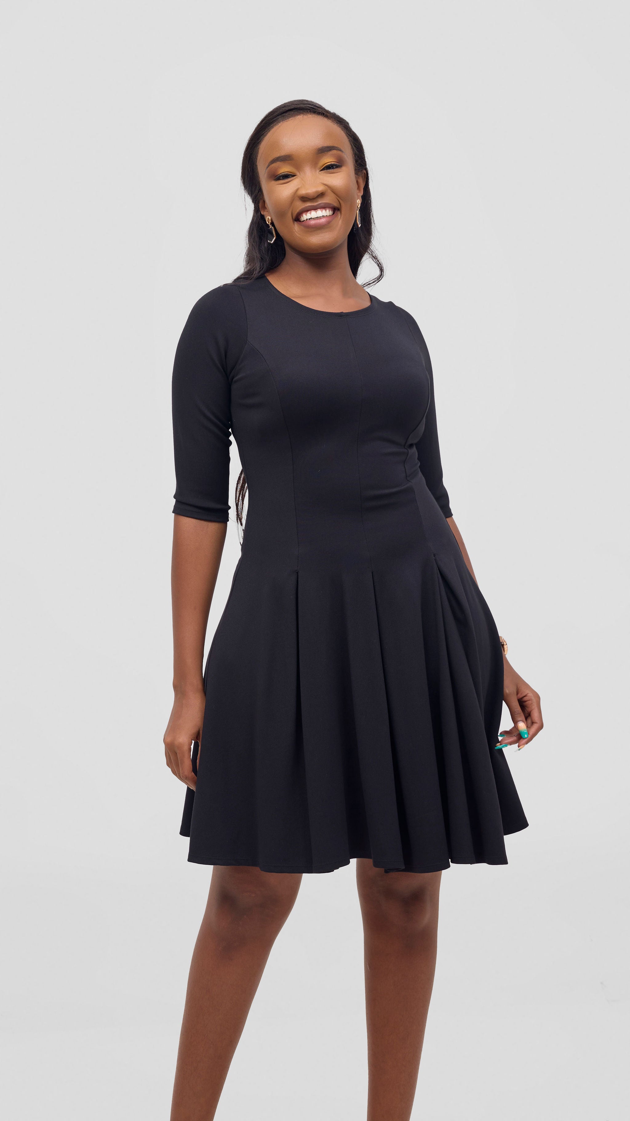 Vivo Aleri A-Line Pleated Dress - Black