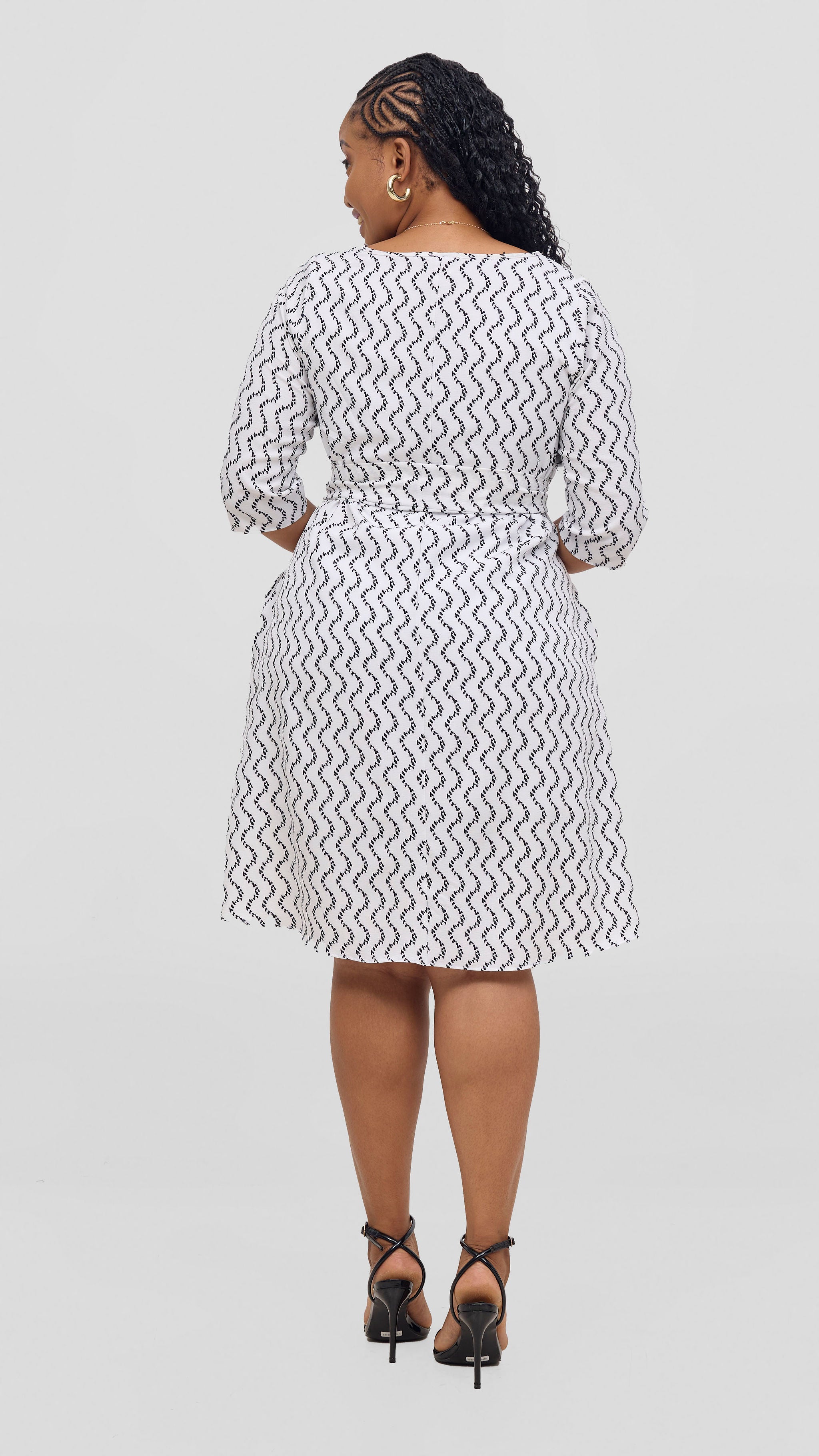 Vivo Laika 3/4 Sleeve Tent Dress - White / Black Print