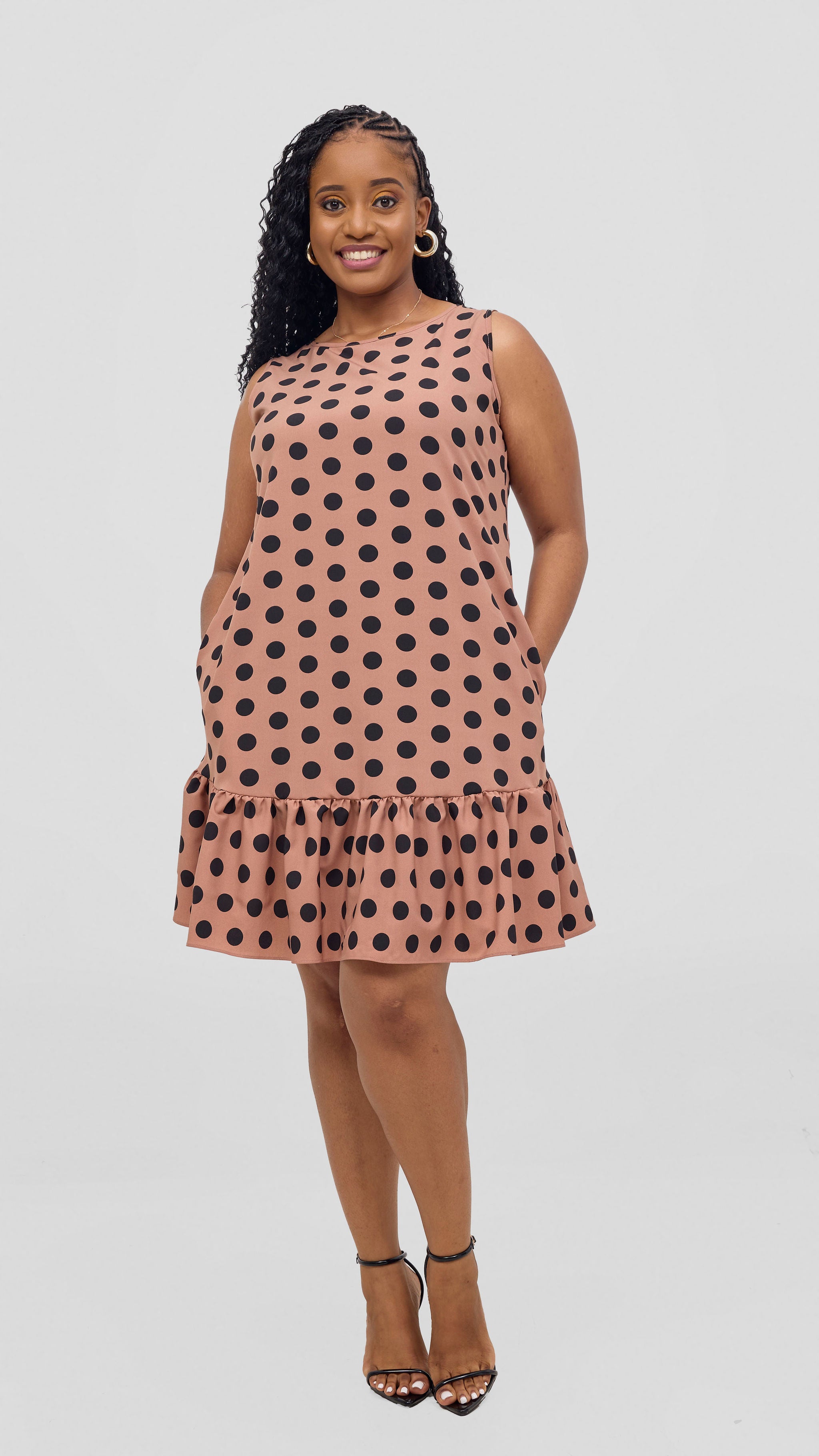 Vivo Dalia Sleeveless Gathered Tent Dress - Taupe / Black Print