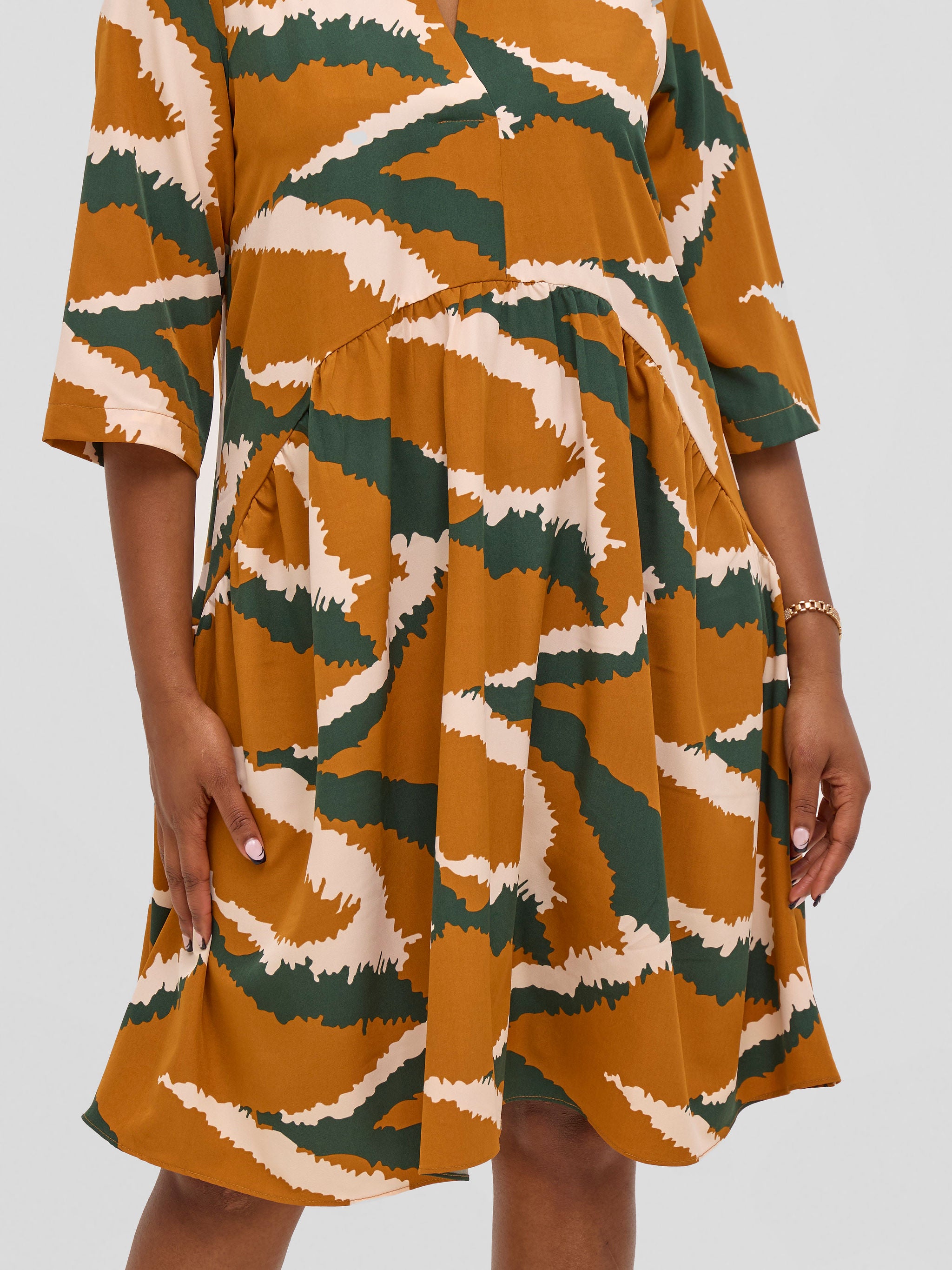 Vivo Reba Gathered Dress - Tan / Green Eba Print