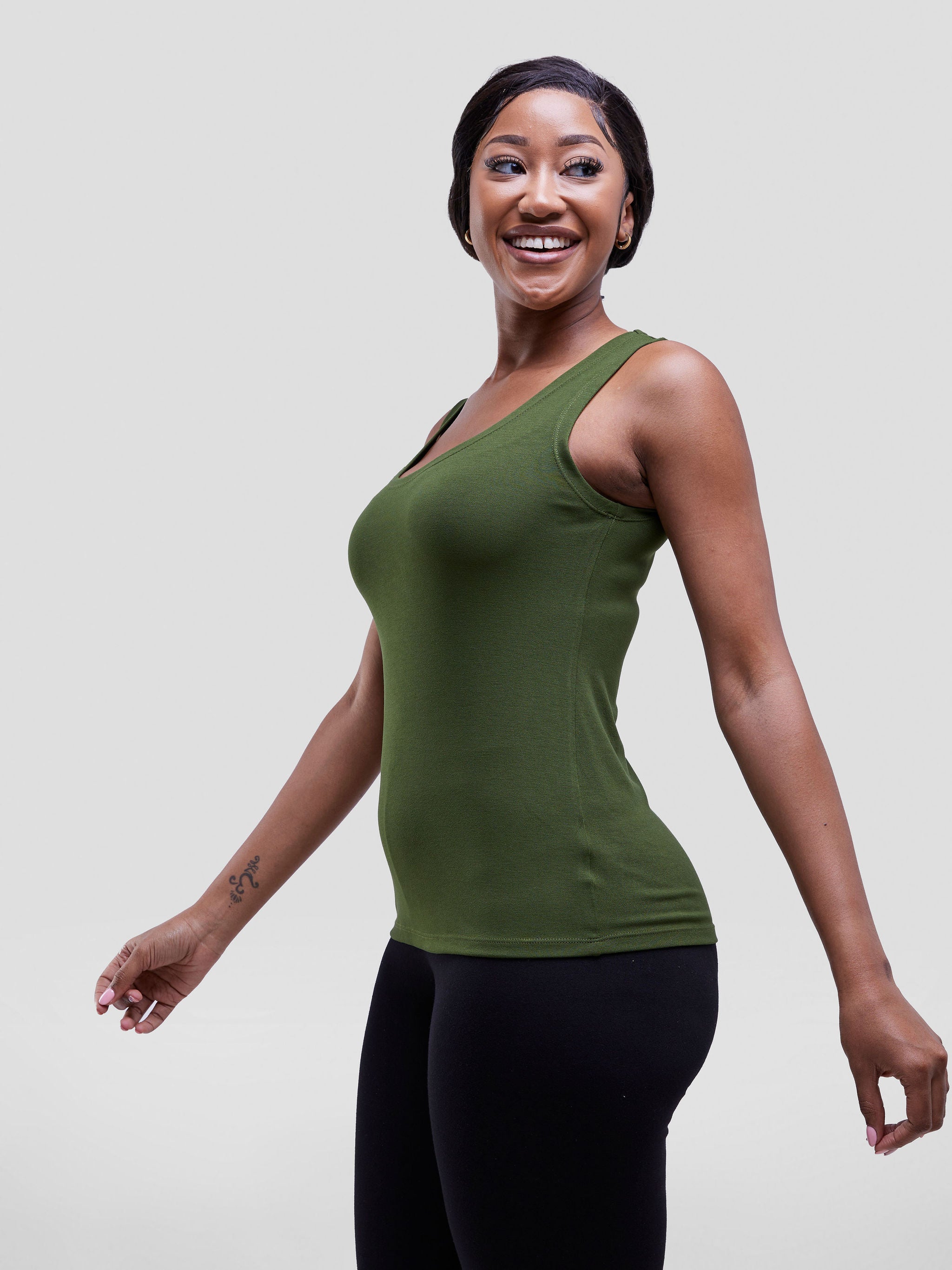 Zoya Basic Val Tank Top - Hunters Green