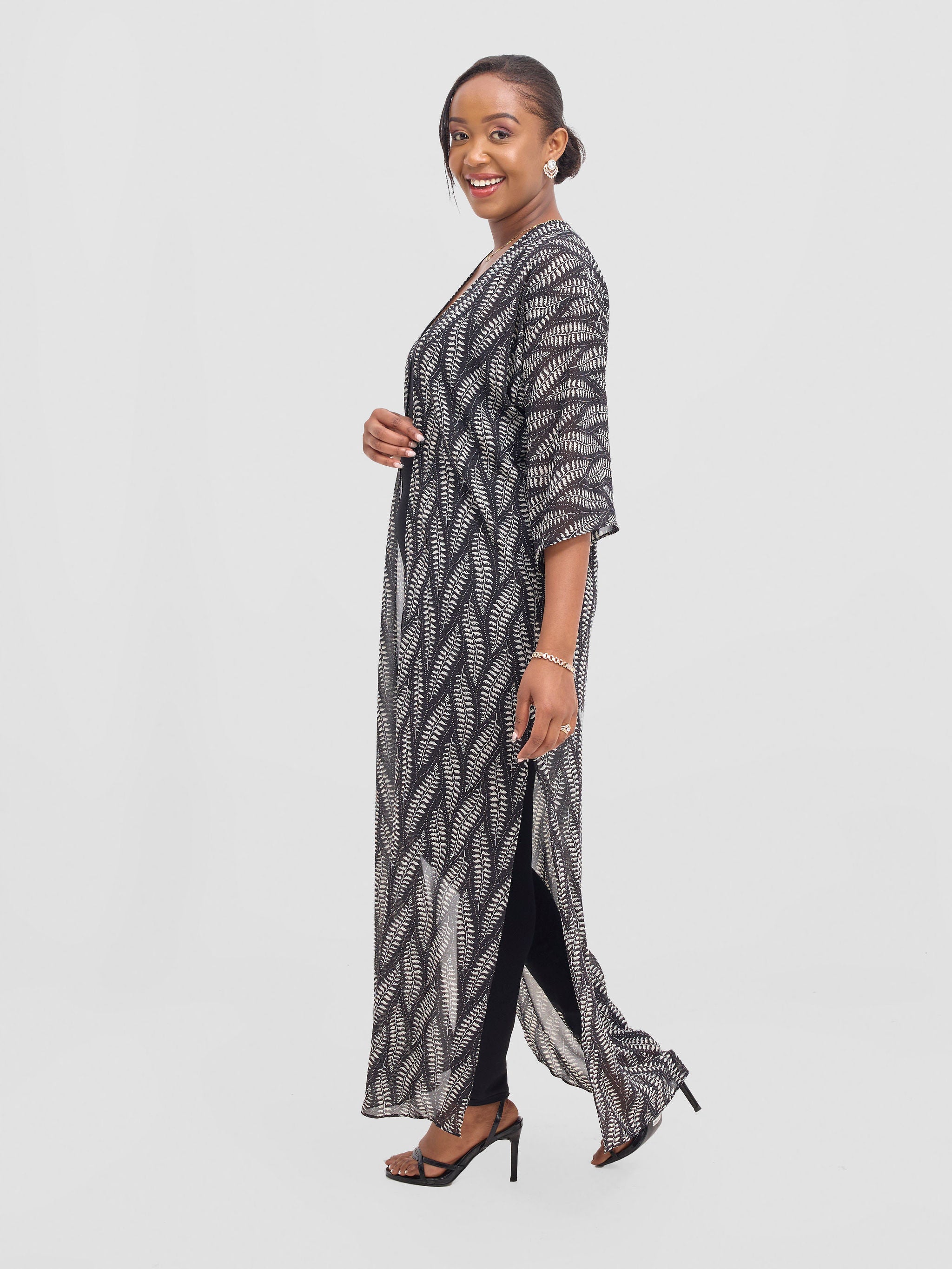 Vivo Basic Nandi A-Line Kimono - Black / White Off-white Nel Print