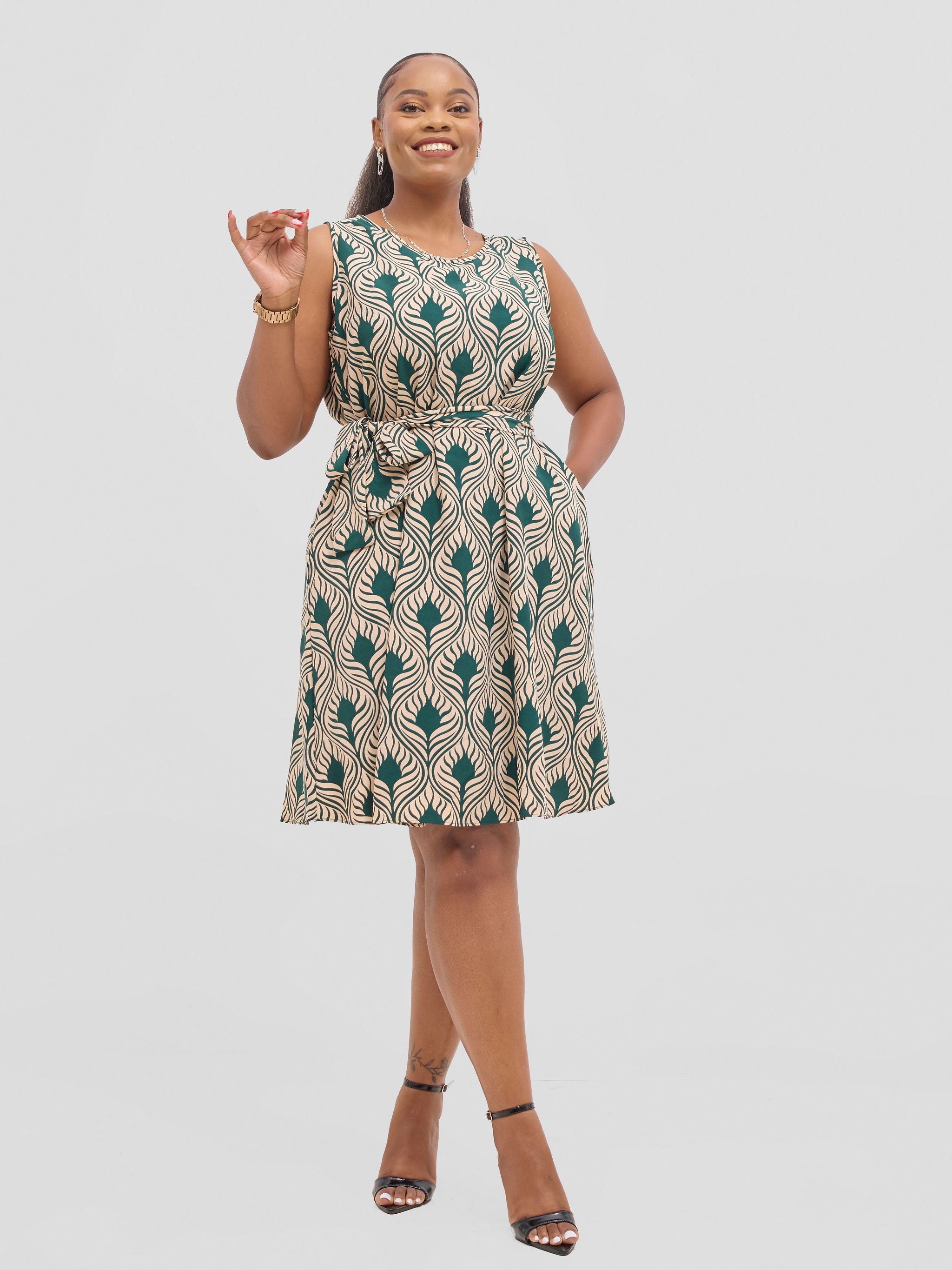 Vivo Basic Sleeveless Tent Dress - Cream / Green Sinka Print