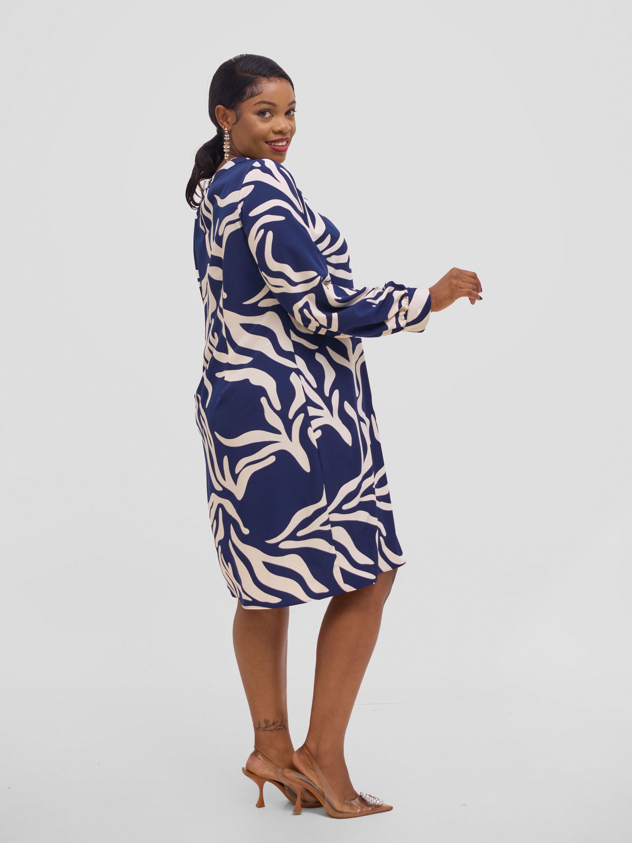 Vivo Chari Shift Dress - Cream / Navy Print