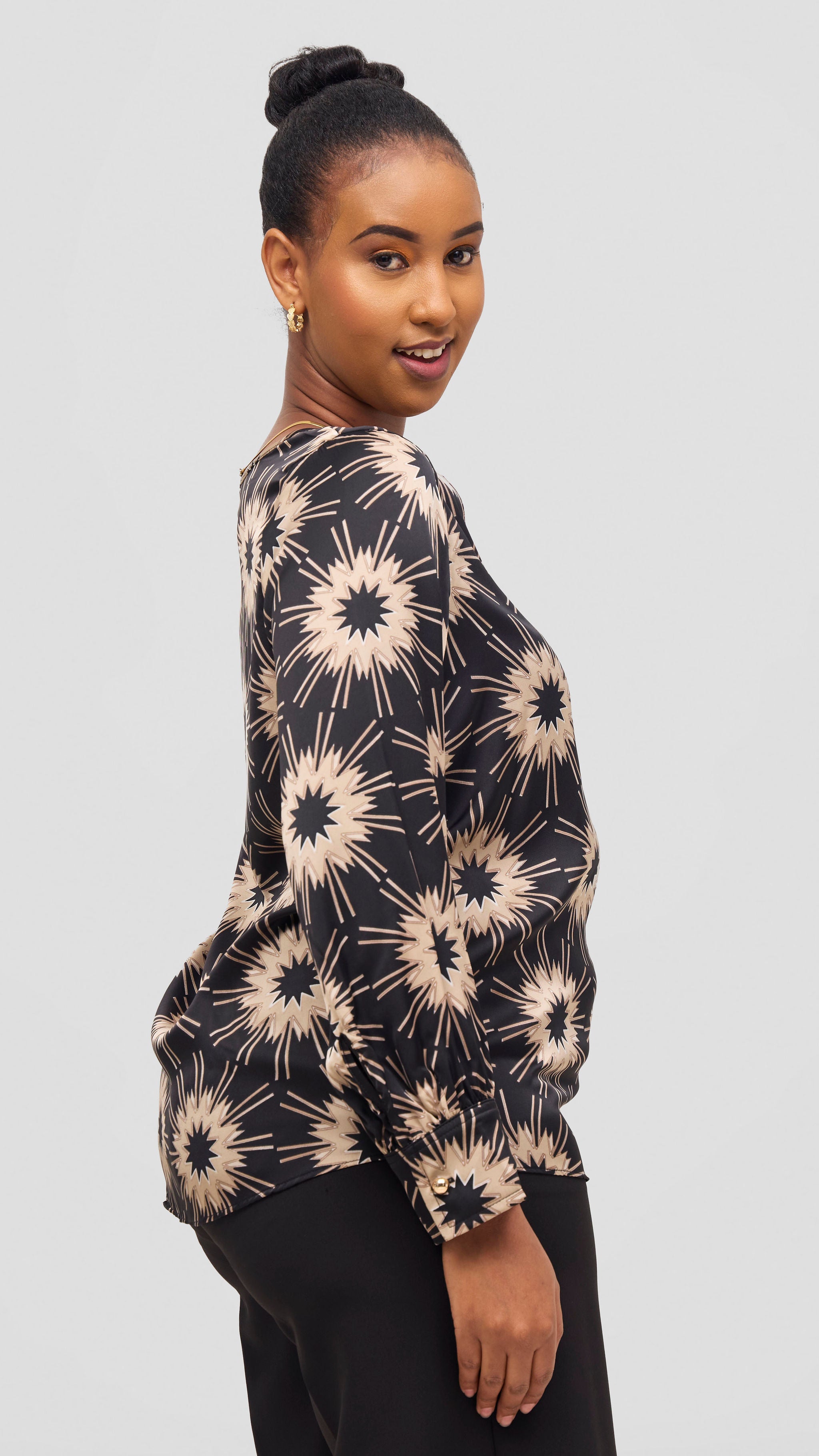 Vivo Tatili Bishop Long Sleeve Top - Beige / Black Print