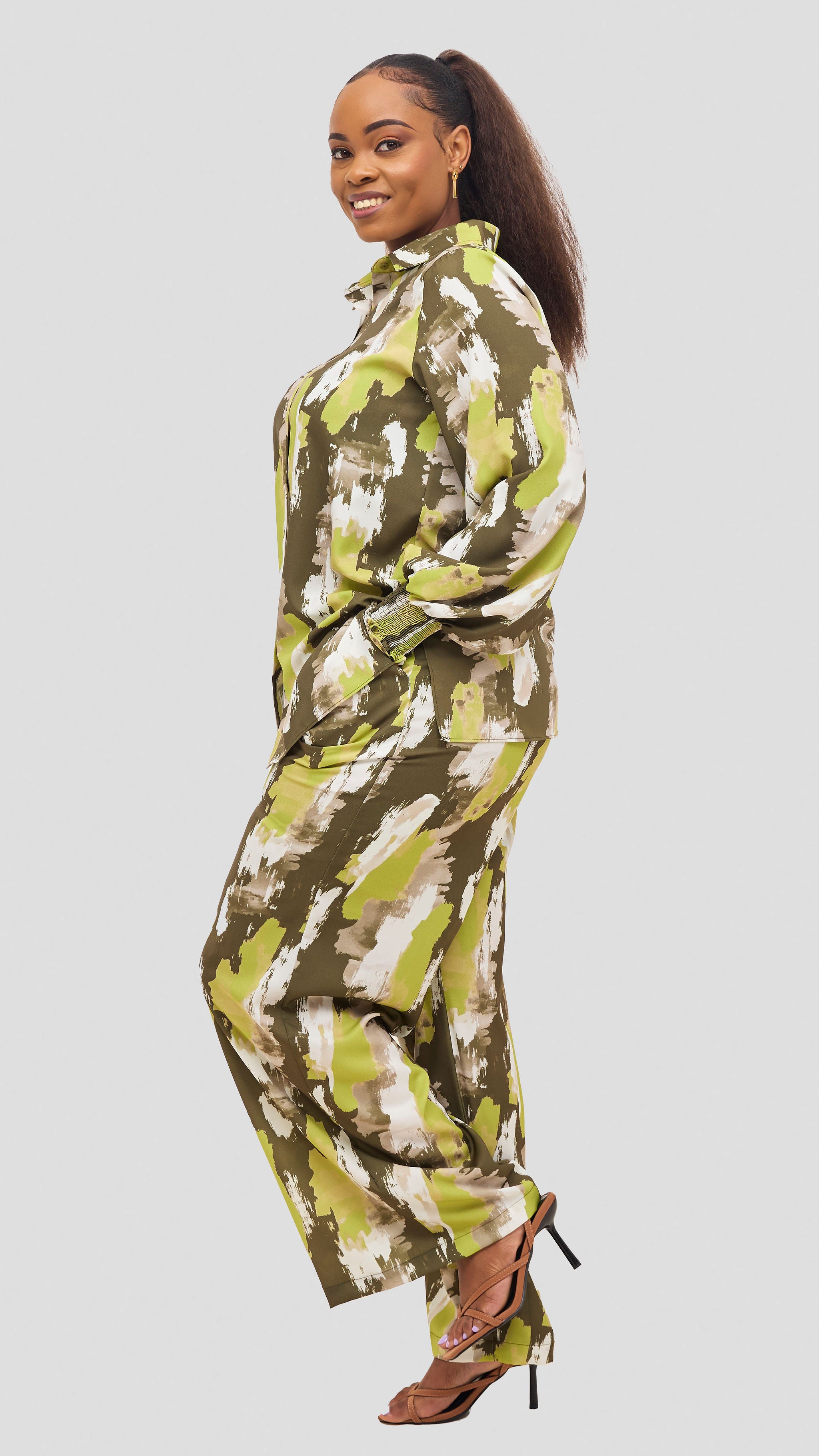Vivo Wastani Shirred Sleeve Easy Fit Shirt - Lime / Hunters Marra Print