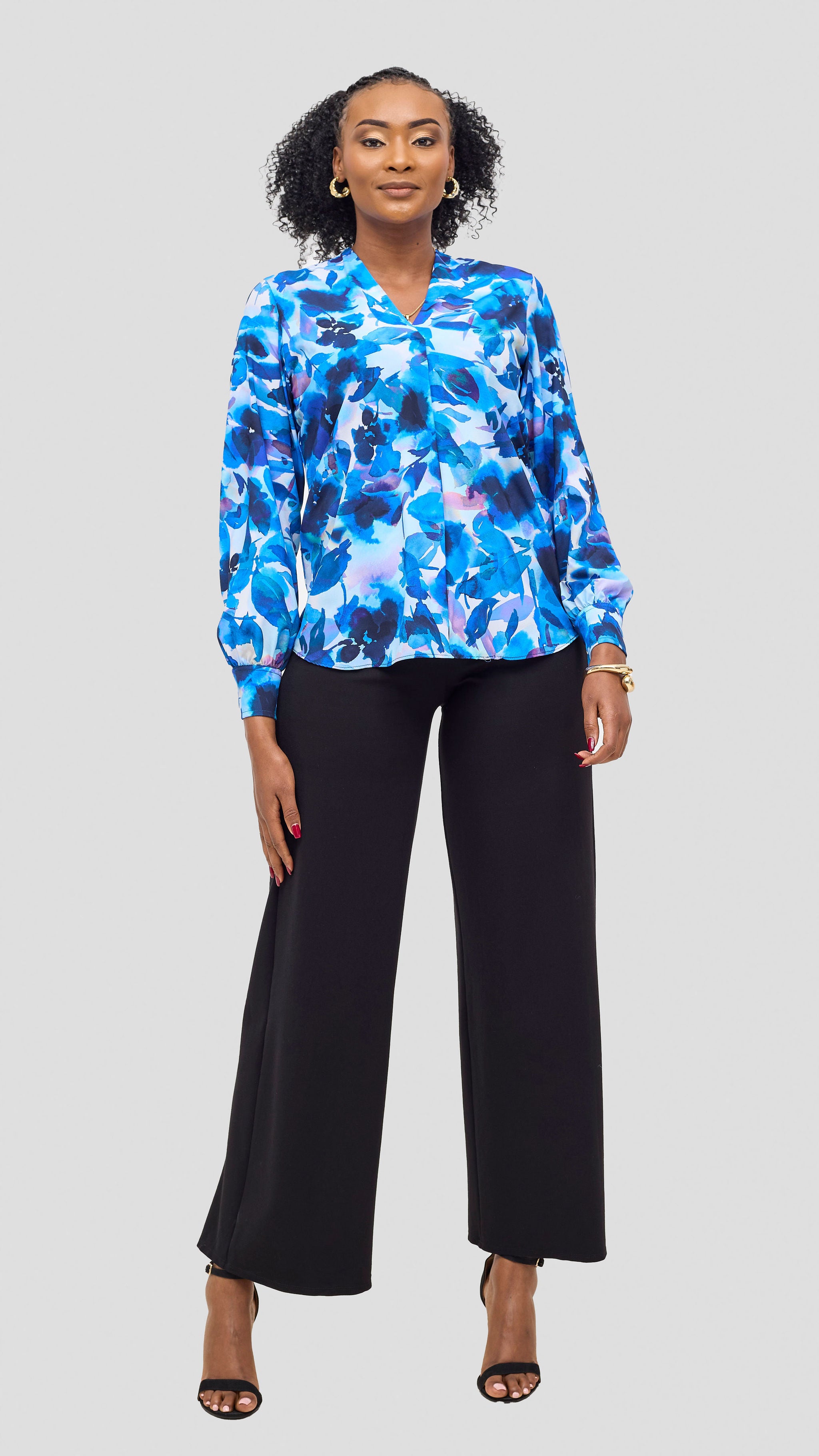 Vivo Ajani V-Neck Top - Multi-Blue Print