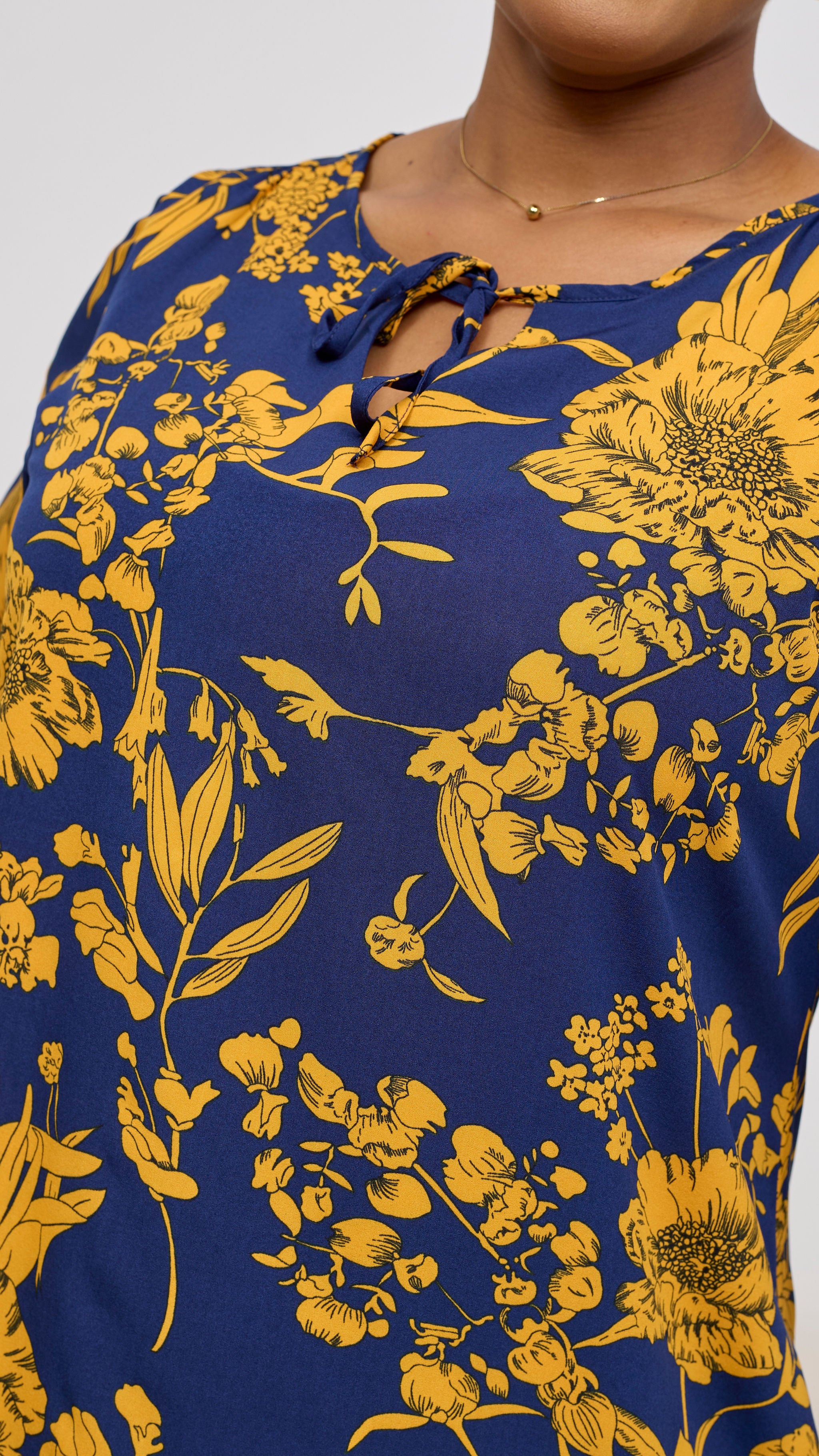 Vivo Nala 3/4 Sleeve Tent Dress - Navy / Mustard Print