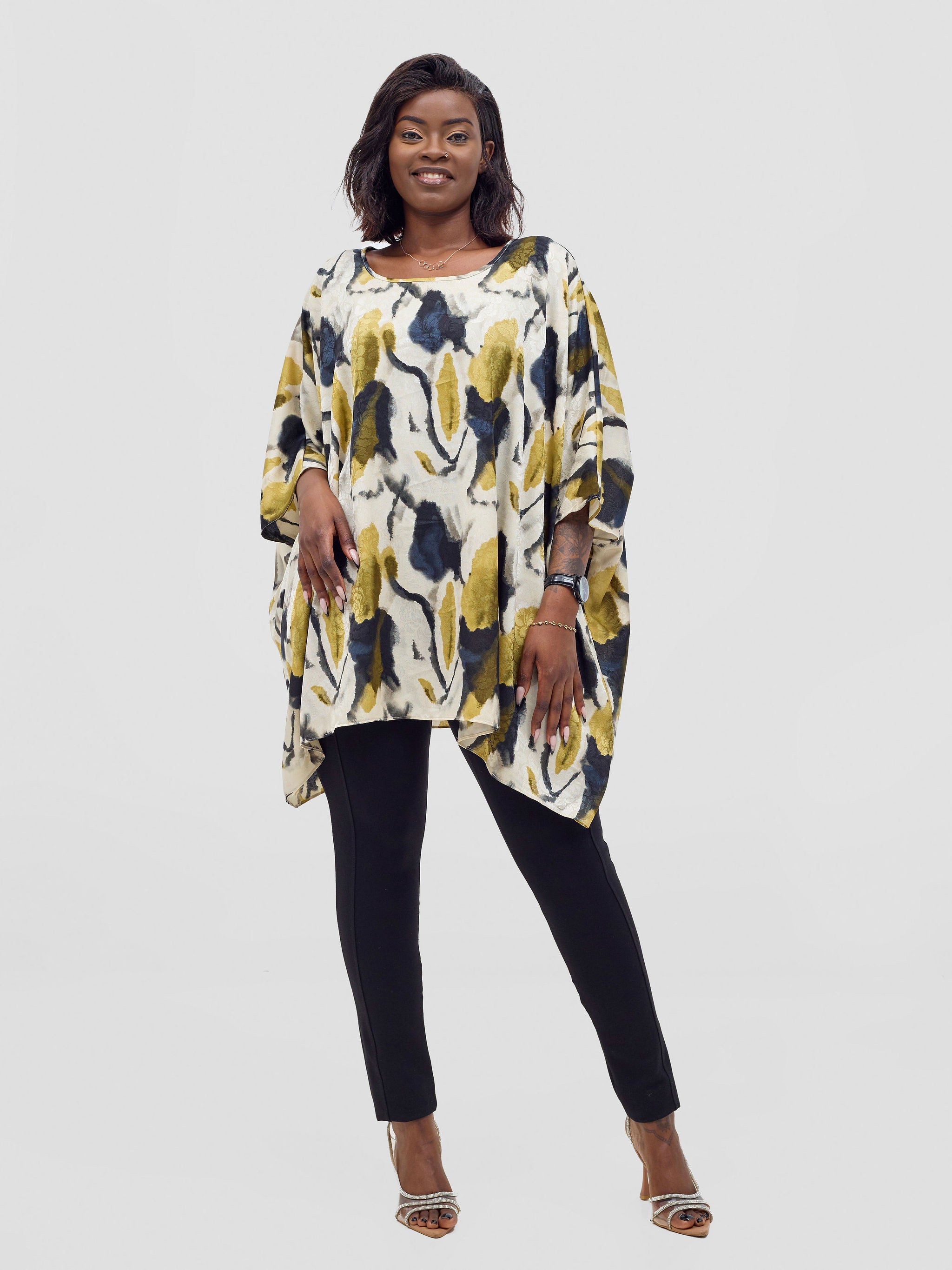 Vivo Ayana Wide Top - Yellow / Black Hua Print