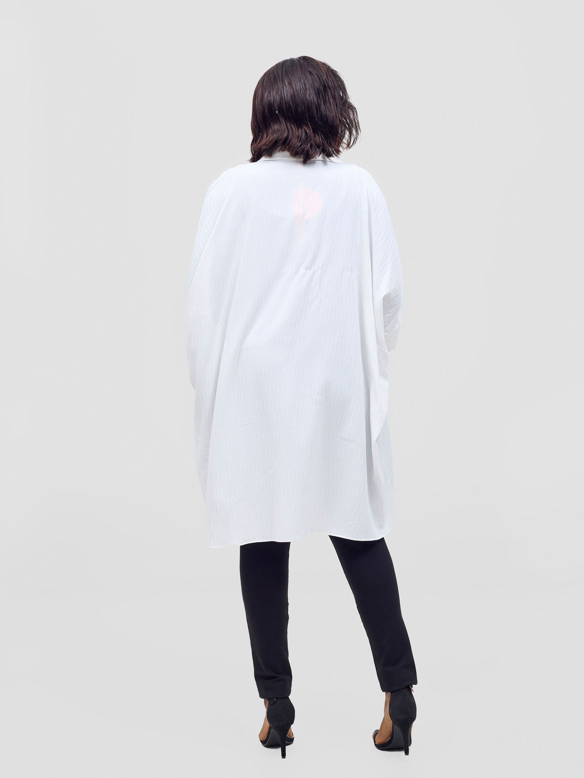 Vivo Mistari 3/4 Sleeve  V - Neck Collared Tunic Top -  White stripes