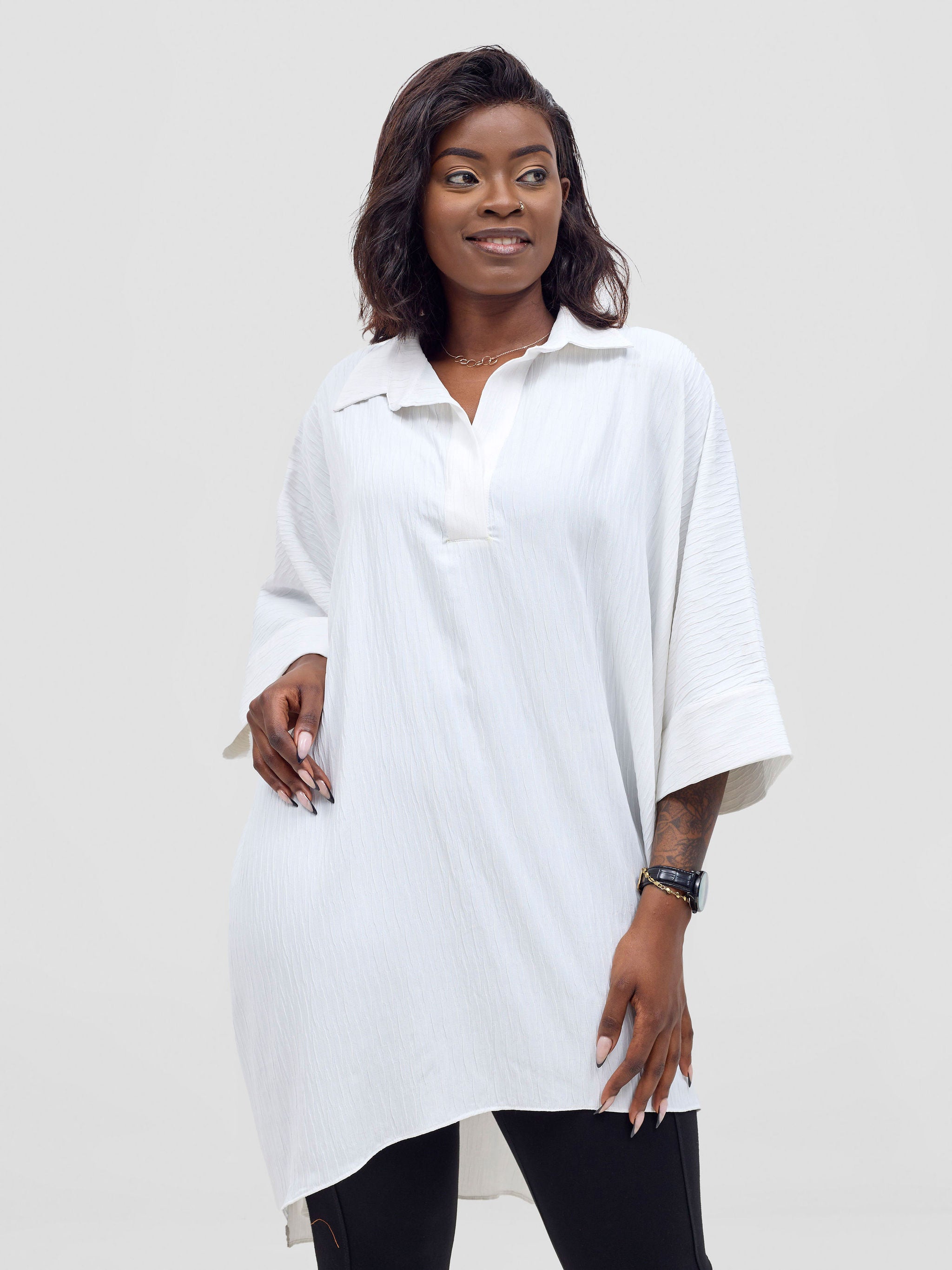 Vivo Mistari 3/4 Sleeve  V - Neck Collared Tunic Top -  White stripes