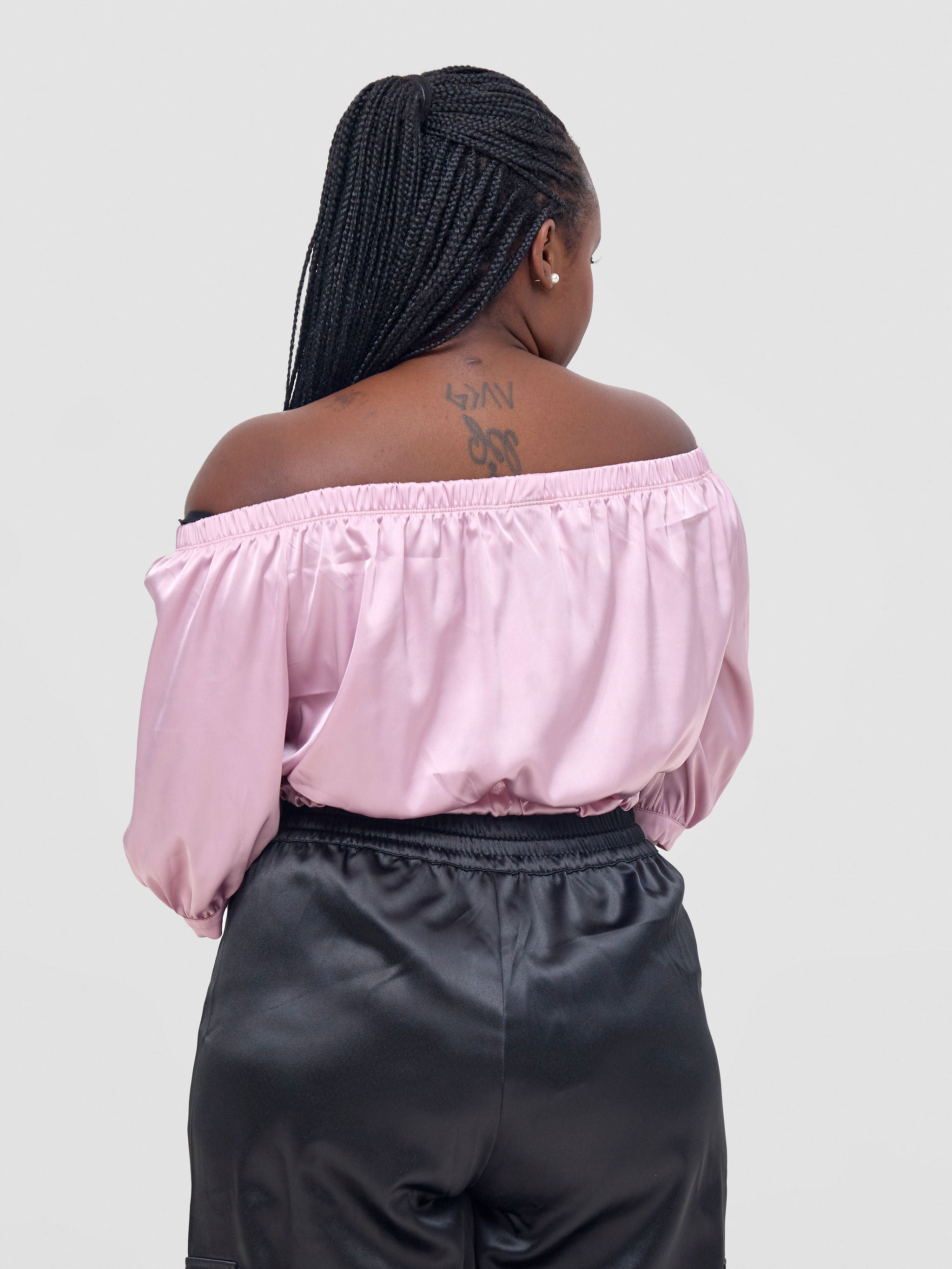Zoya Nia Off Shoulder Puff Sleeve Top - Peach