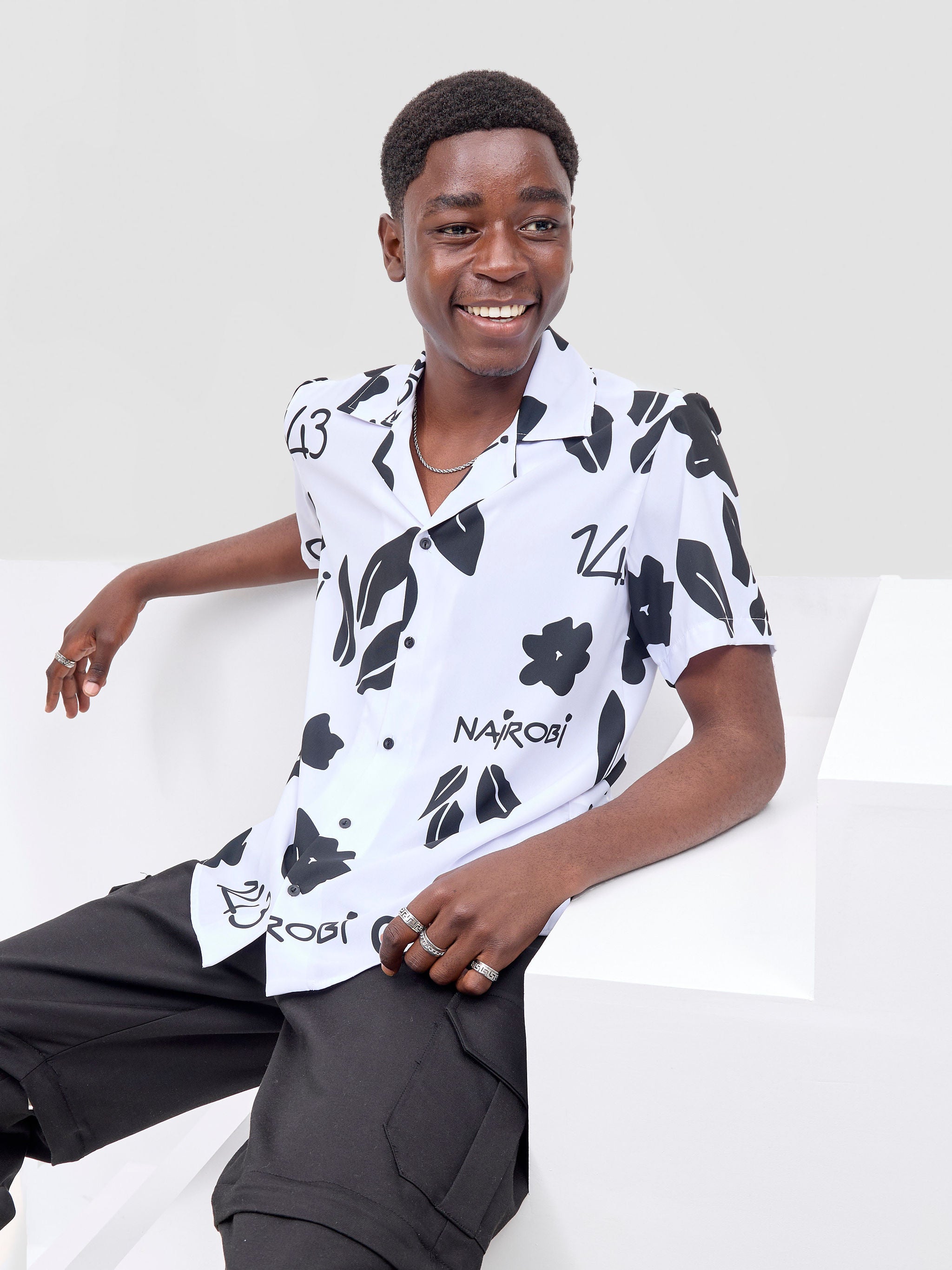 Zoya X Metamorphisized 143 Oversized Bowling Shirt - White / Black