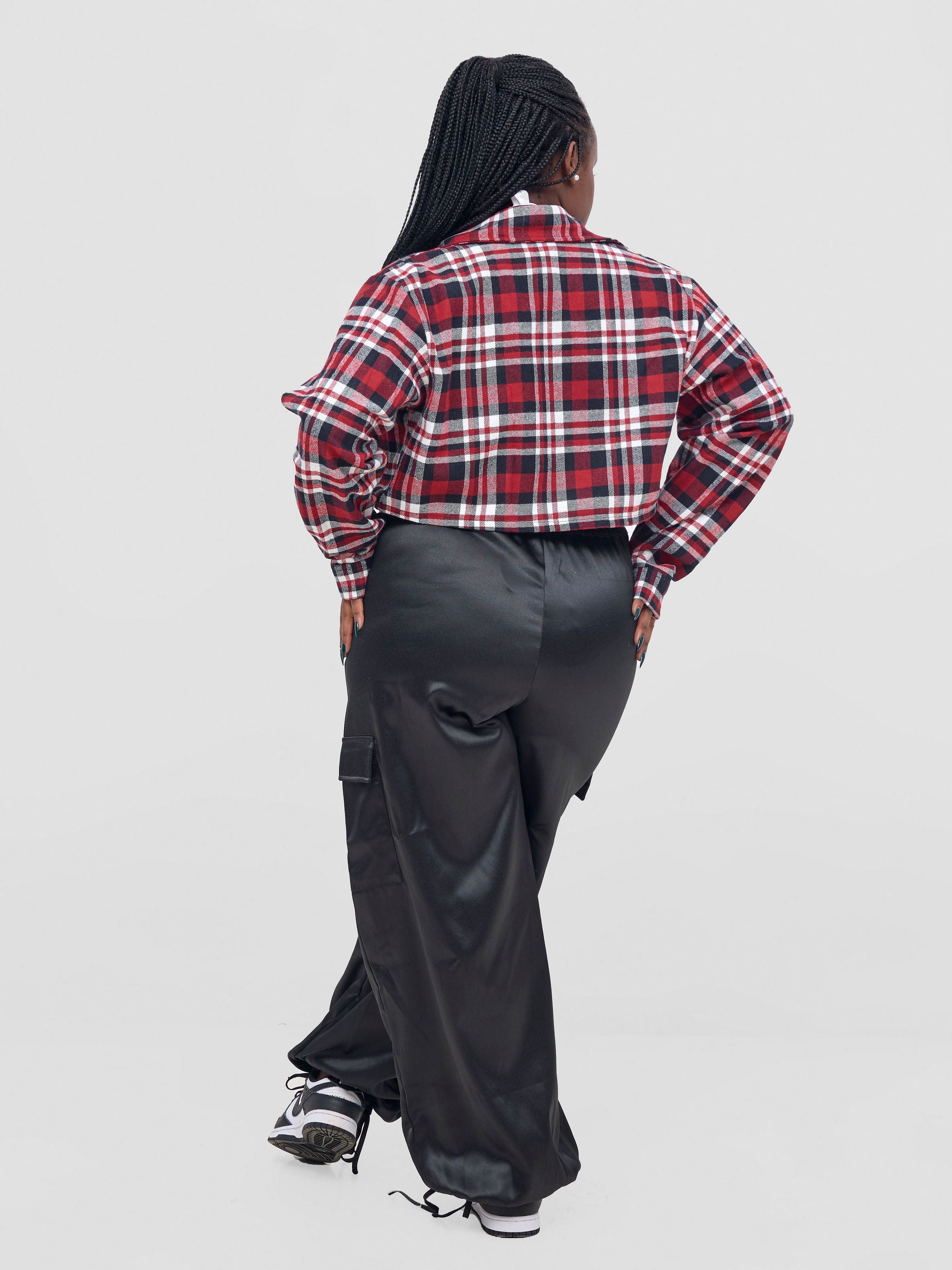 Zoya Aridi Cropped Jacket - Black / Red