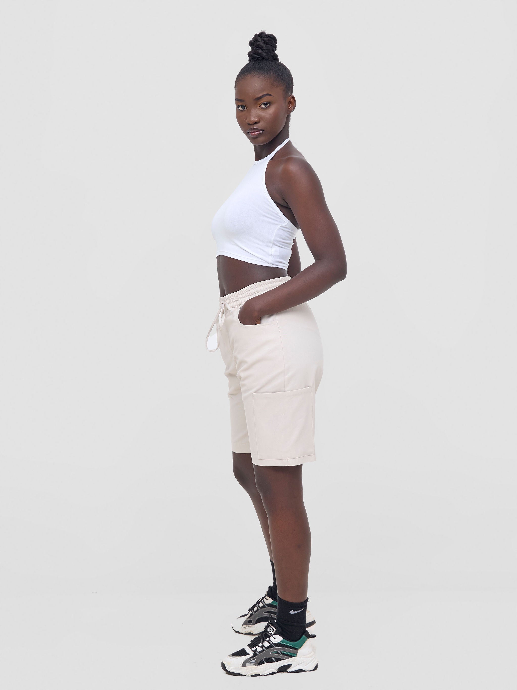 Zoya Nia Cargo Shorts - Beige