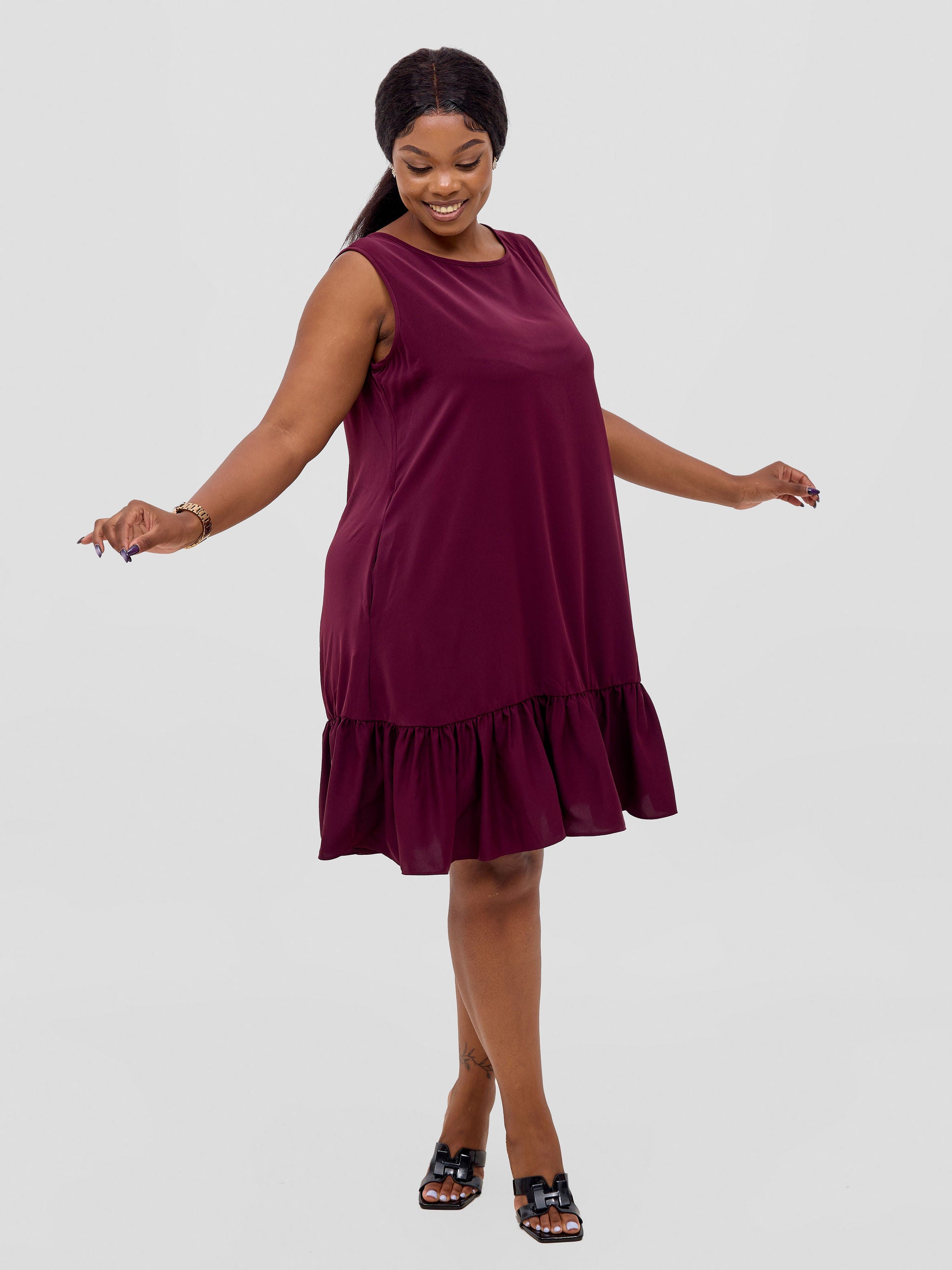 Vivo Dalia Sleeveless Gathered Tent Dress - Burgundy