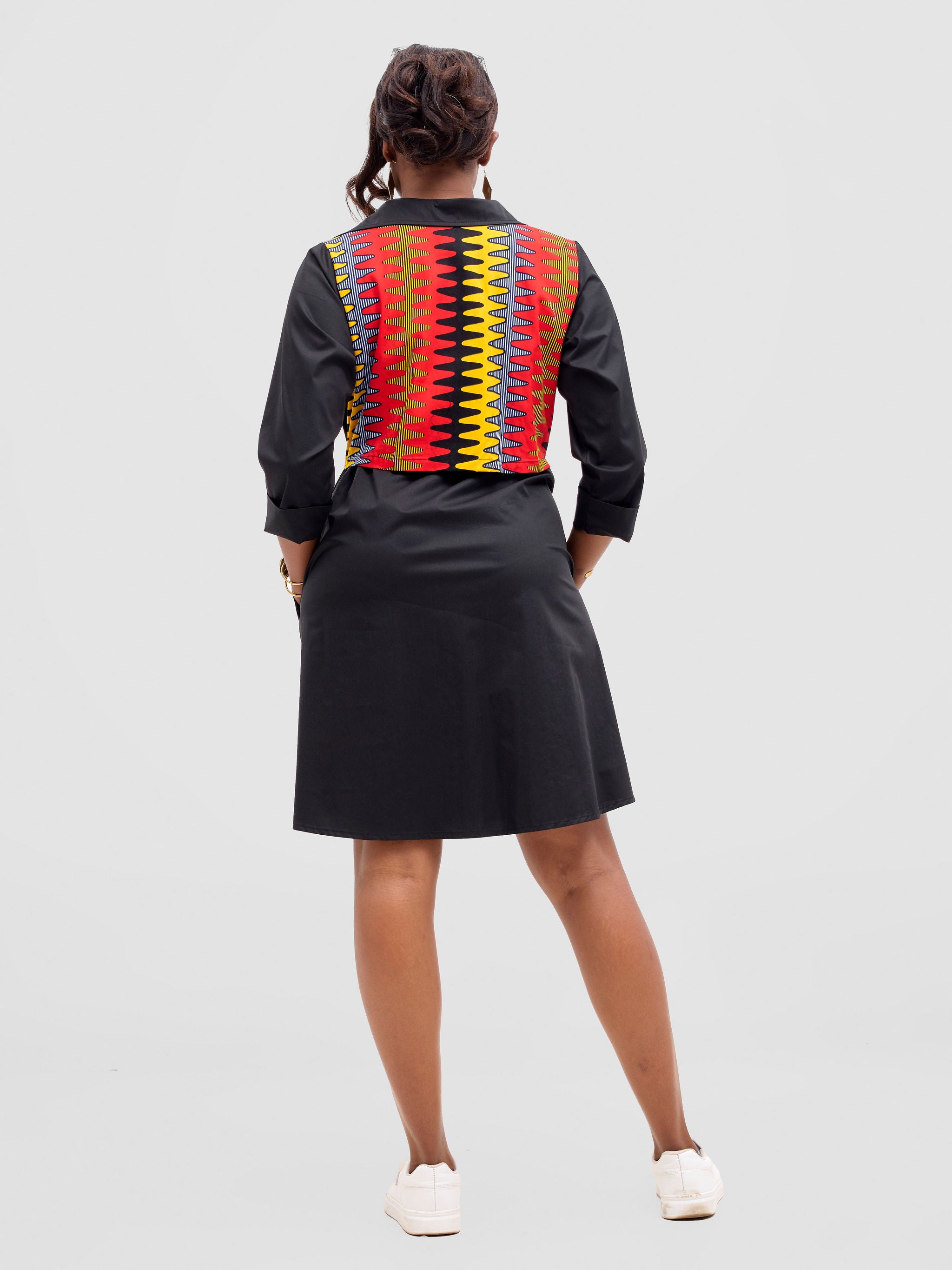Safari Lira Drawstring Knee Length Dress - Black + Bana Print
