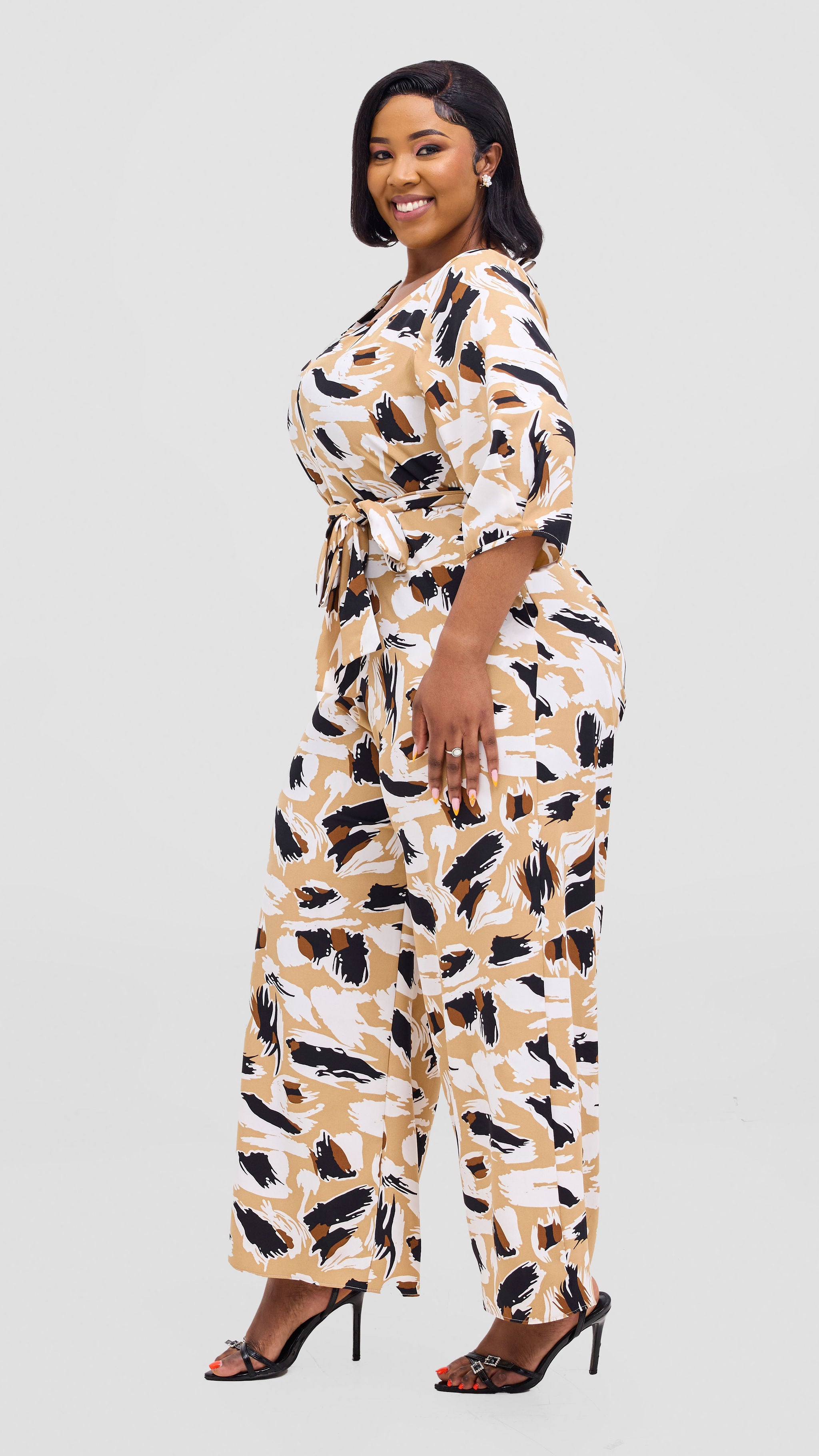 Vivo Zahari Sweatheart Neck Jumpsuit - Taupe / White Print