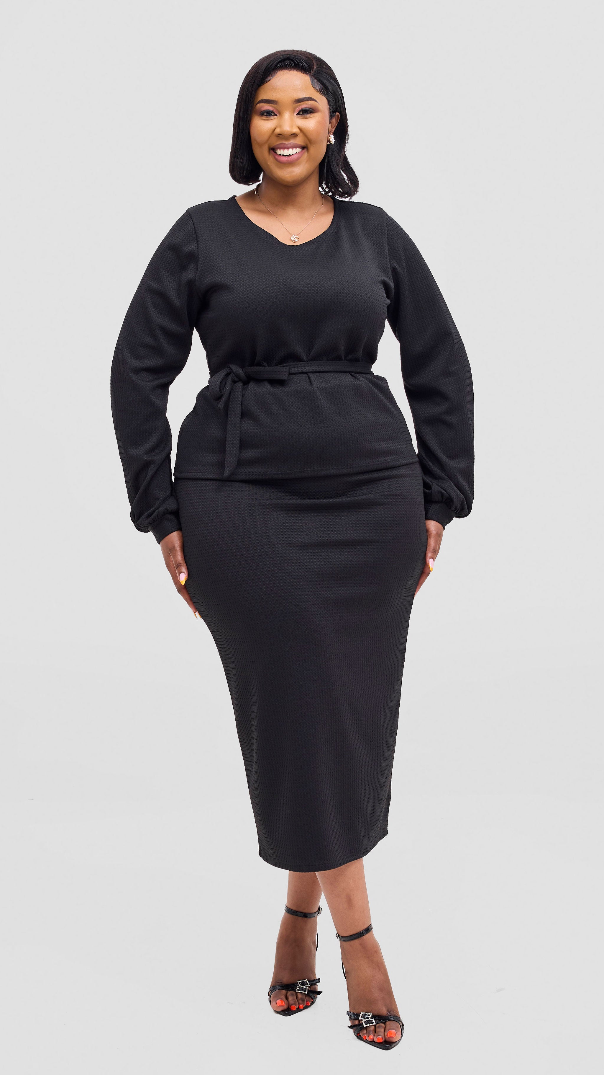 Vivo Selah Midi Skirt - Black